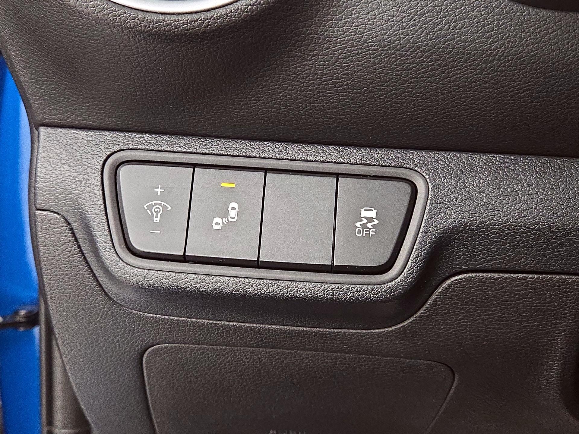 Thumbnail: 2024 Kia Forte - 13