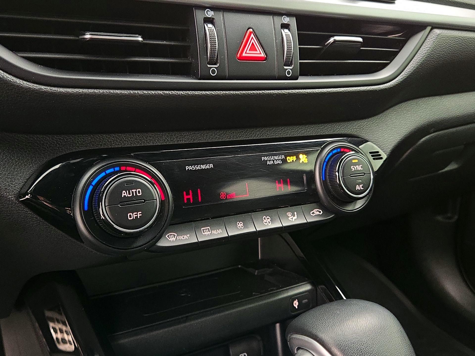 Thumbnail: 2024 Kia Forte - 17