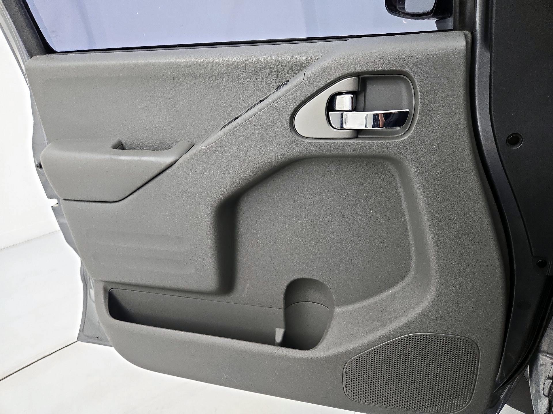 Thumbnail: 2019 Nissan Frontier - 12