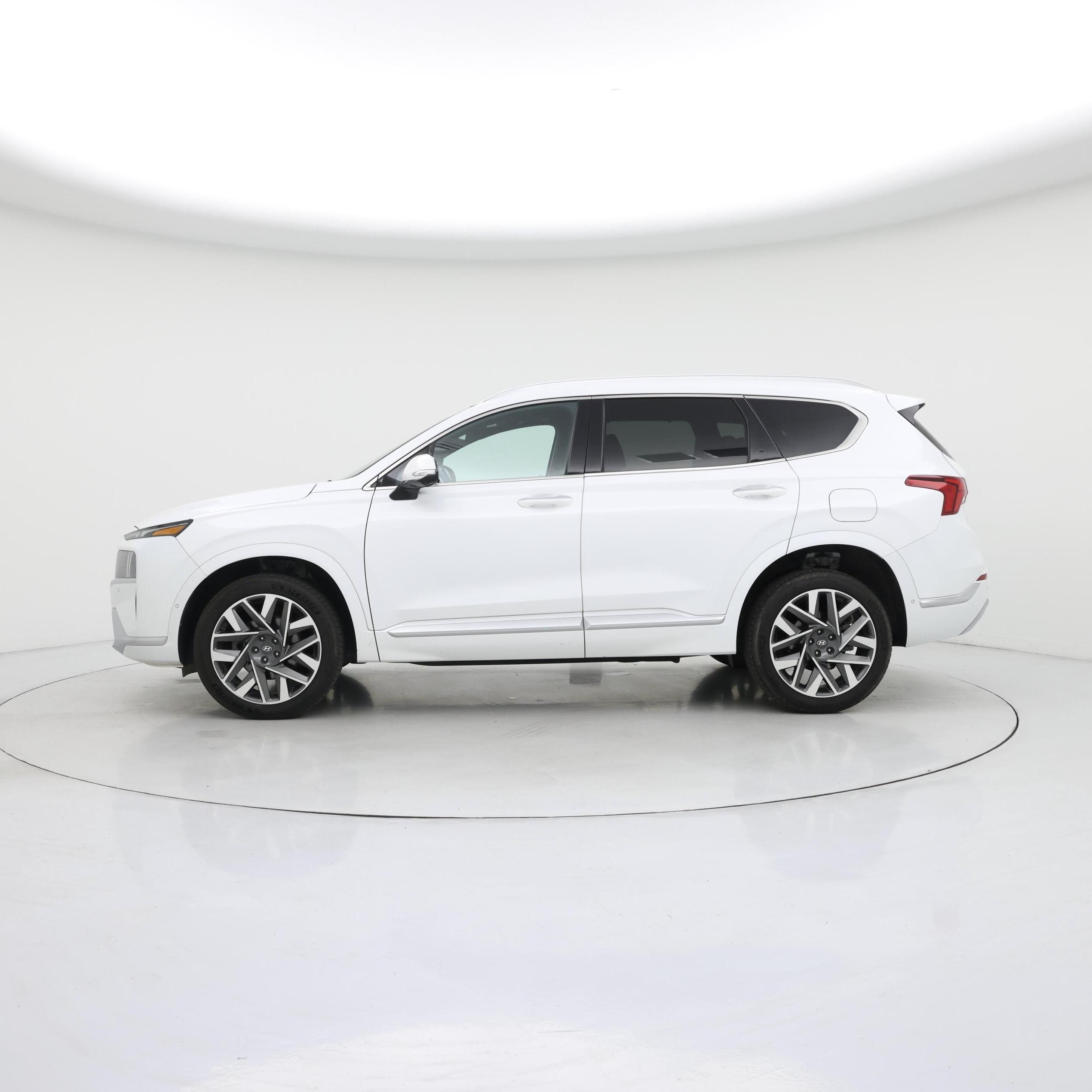 Thumbnail: 2022 Hyundai Santa Fe - 3