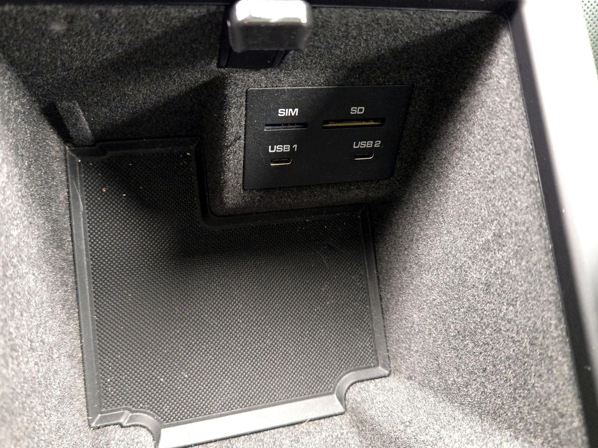 Thumbnail: 2023 Porsche Macan - 19