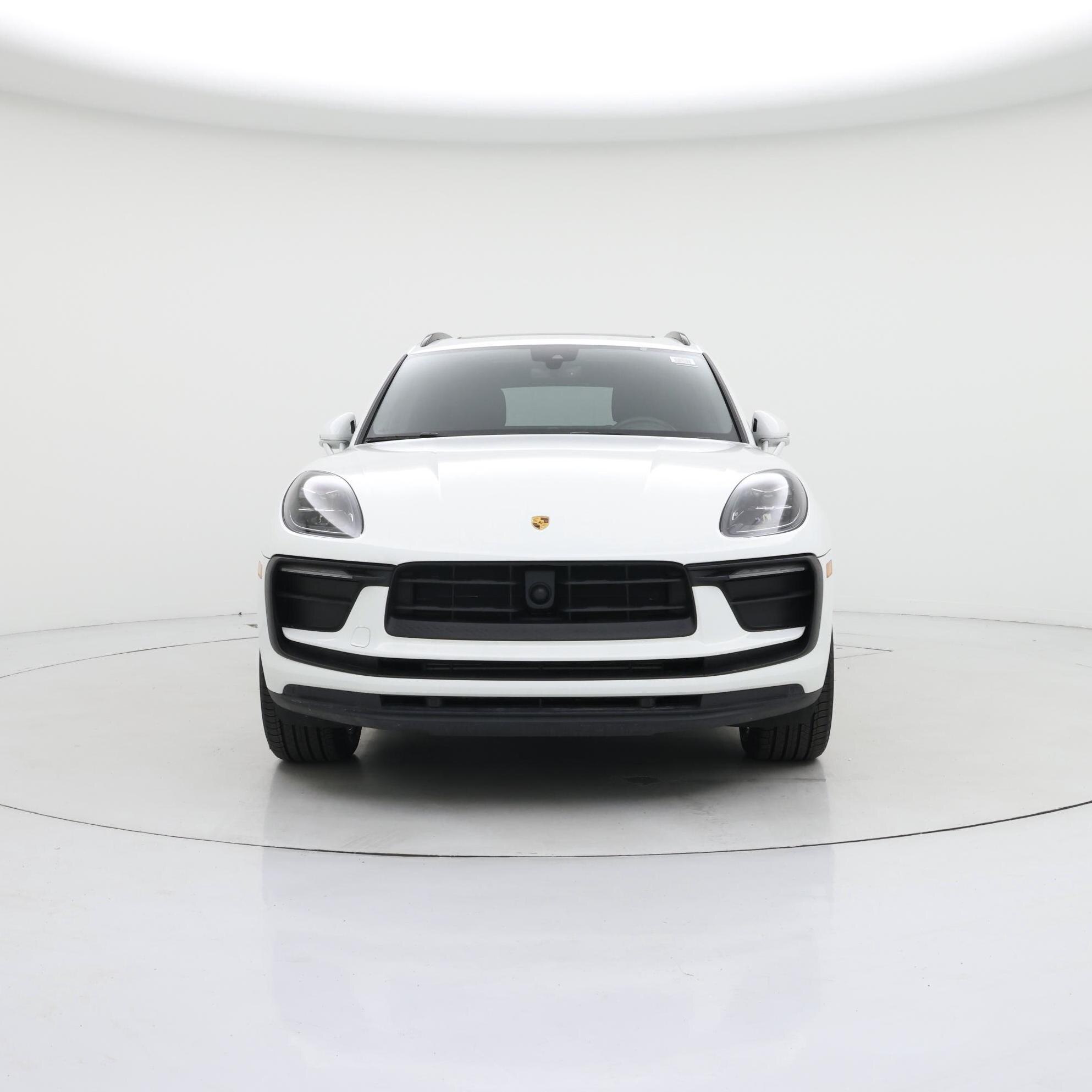 Thumbnail: 2023 Porsche Macan - 5