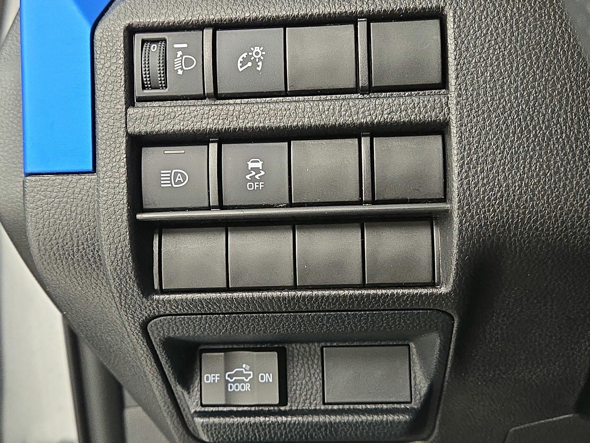 Thumbnail: 2025 Toyota Tacoma - 13