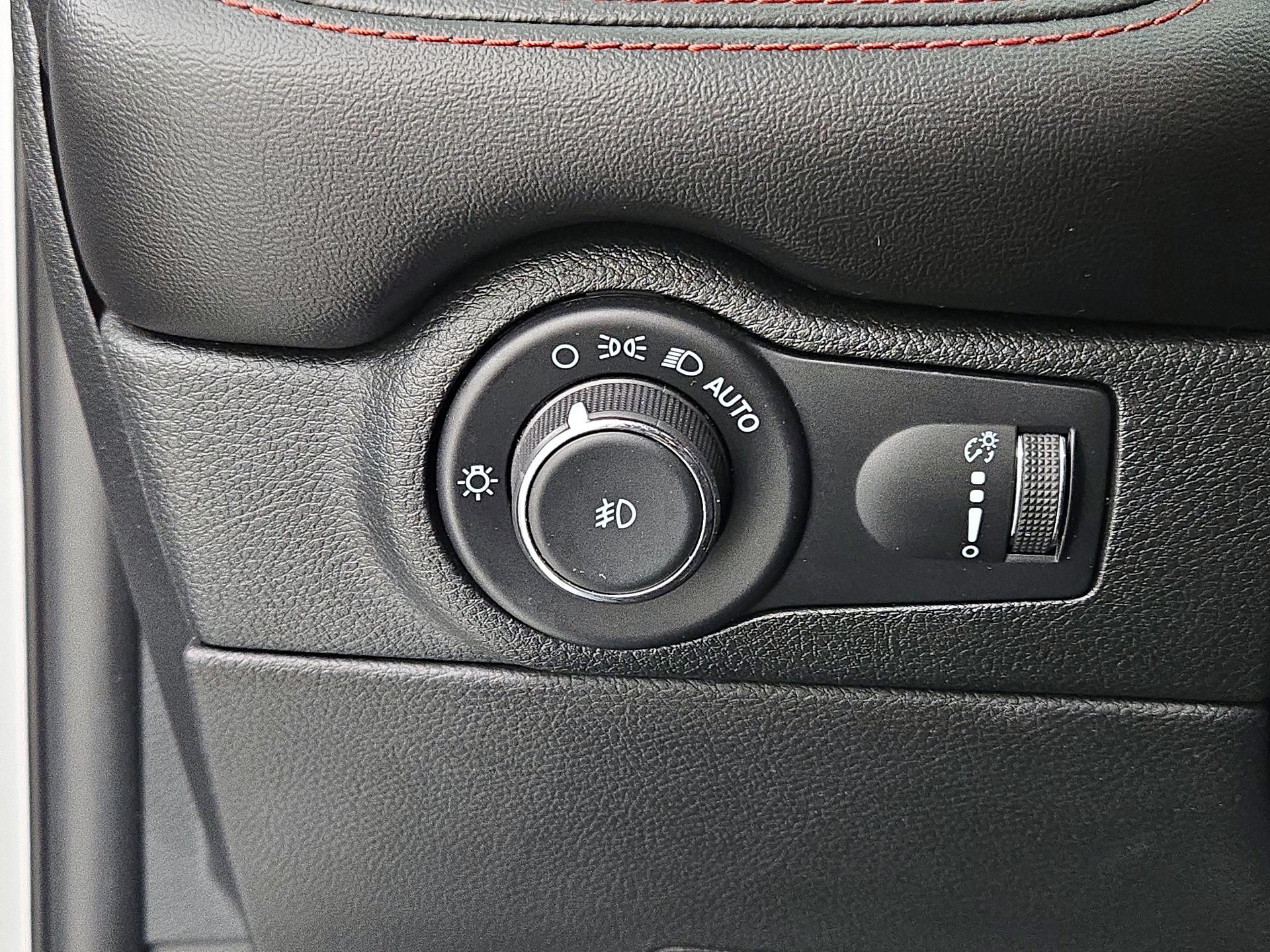 Thumbnail: 2023 Dodge Durango - 13