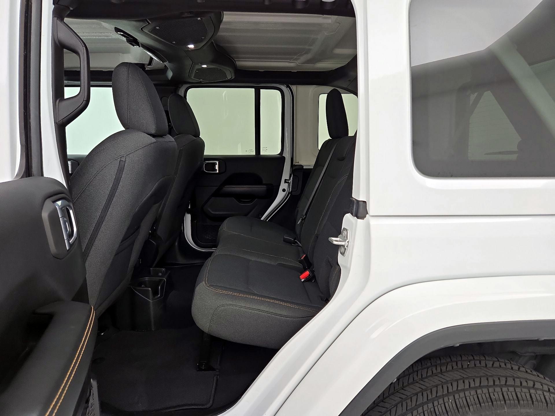 Thumbnail: 2025 Jeep Wrangler - 19