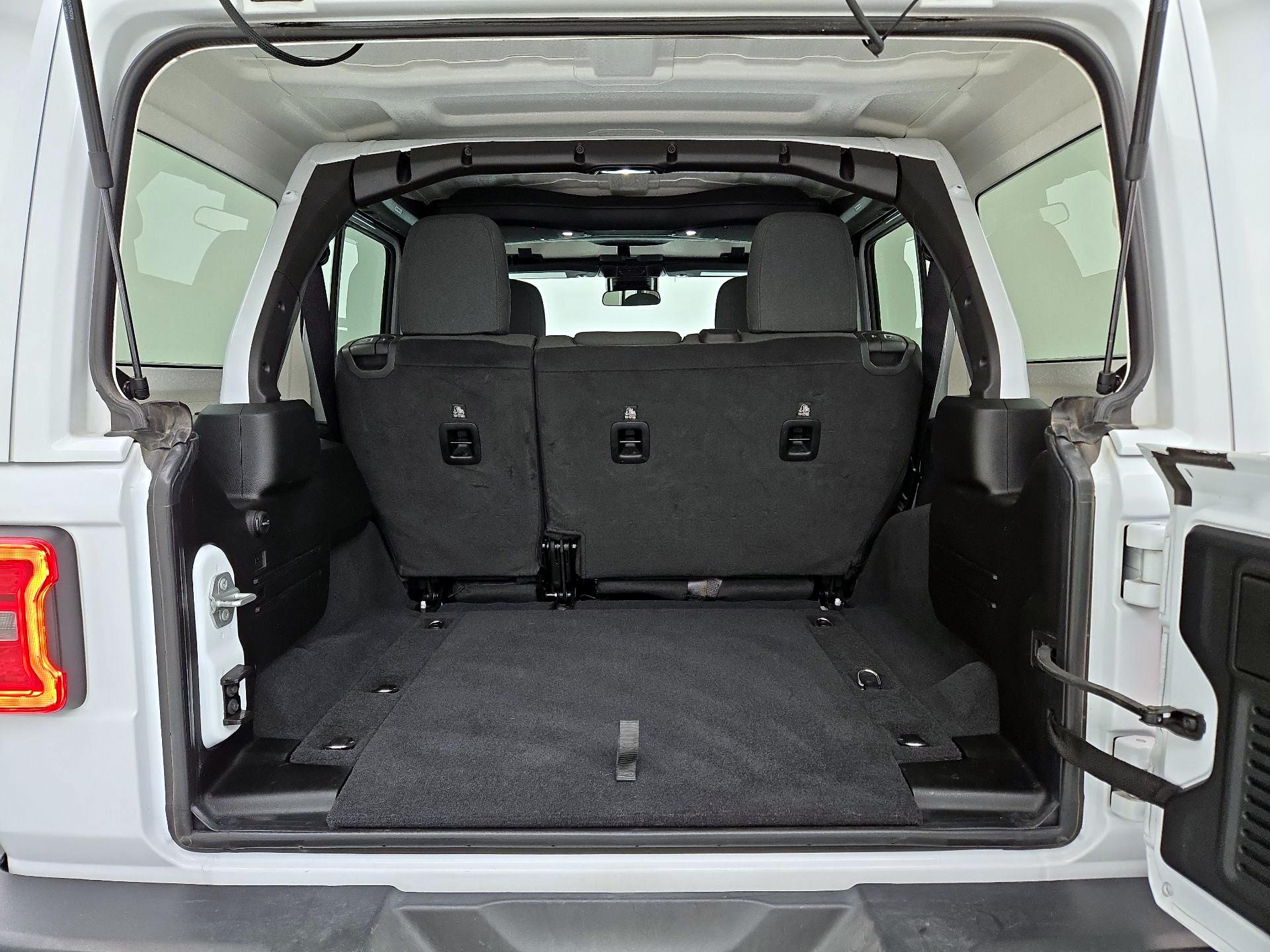 Thumbnail: 2025 Jeep Wrangler - 20