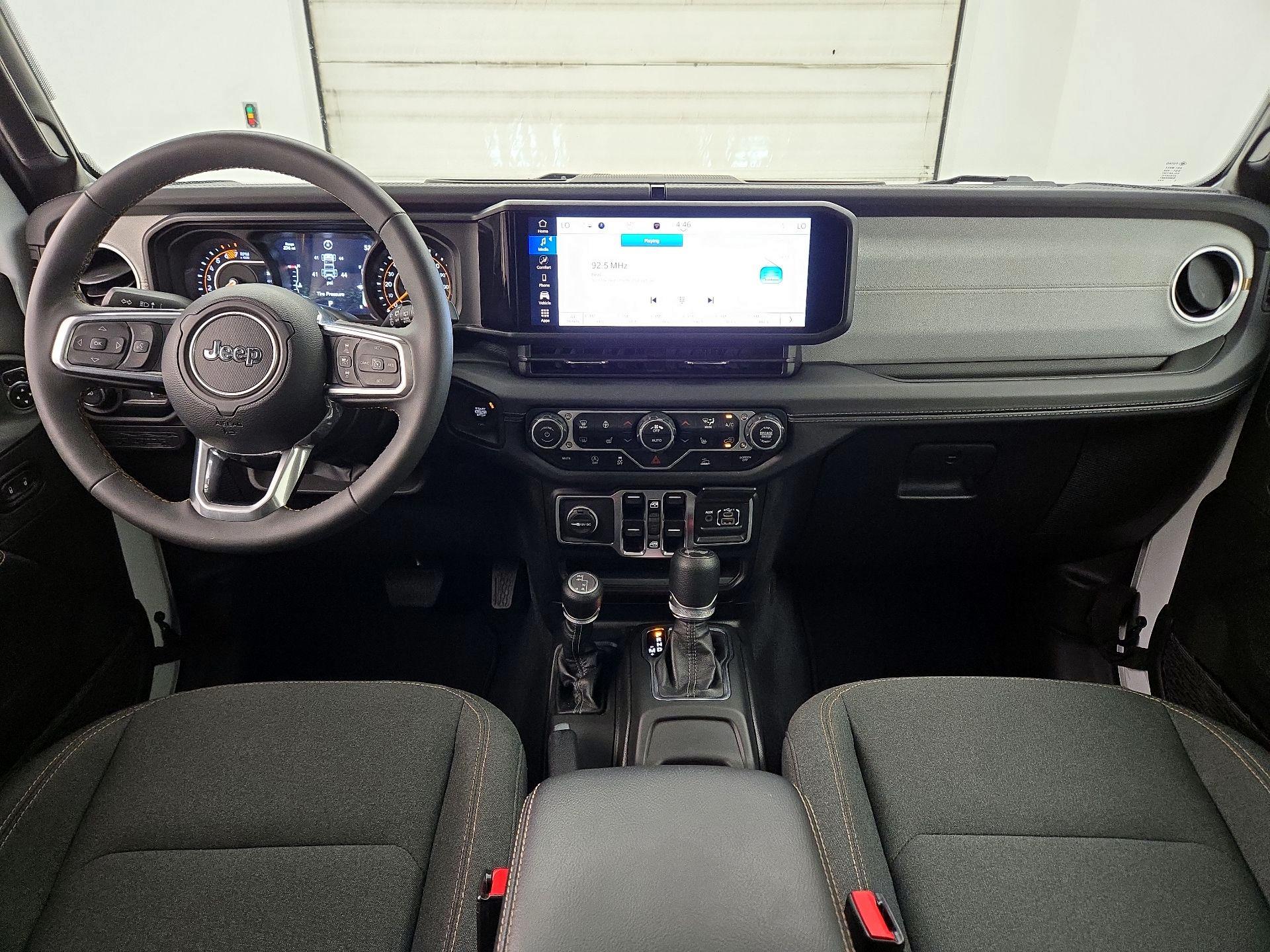 Thumbnail: 2025 Jeep Wrangler - 9