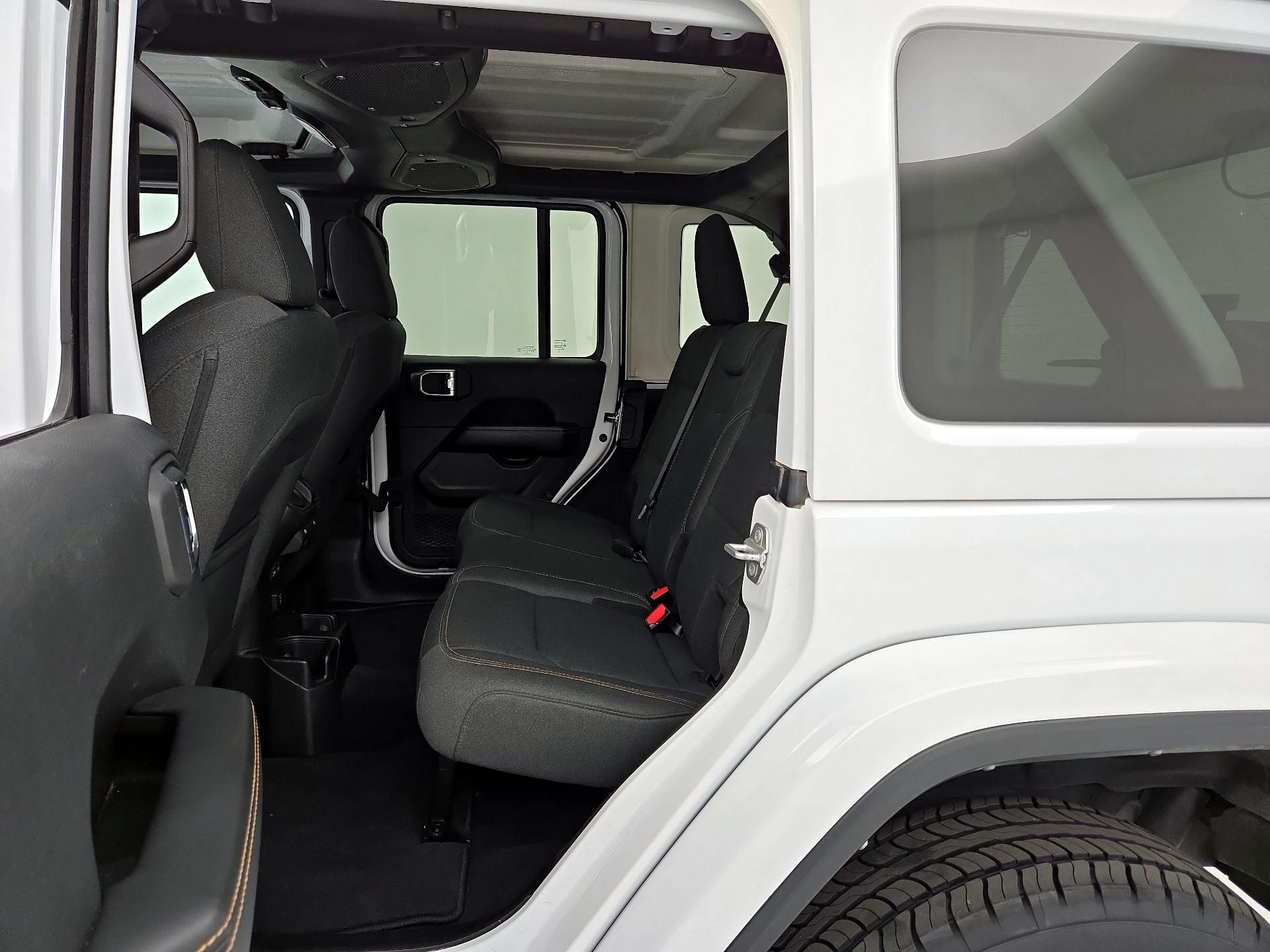 Thumbnail: 2025 Jeep Wrangler - 19