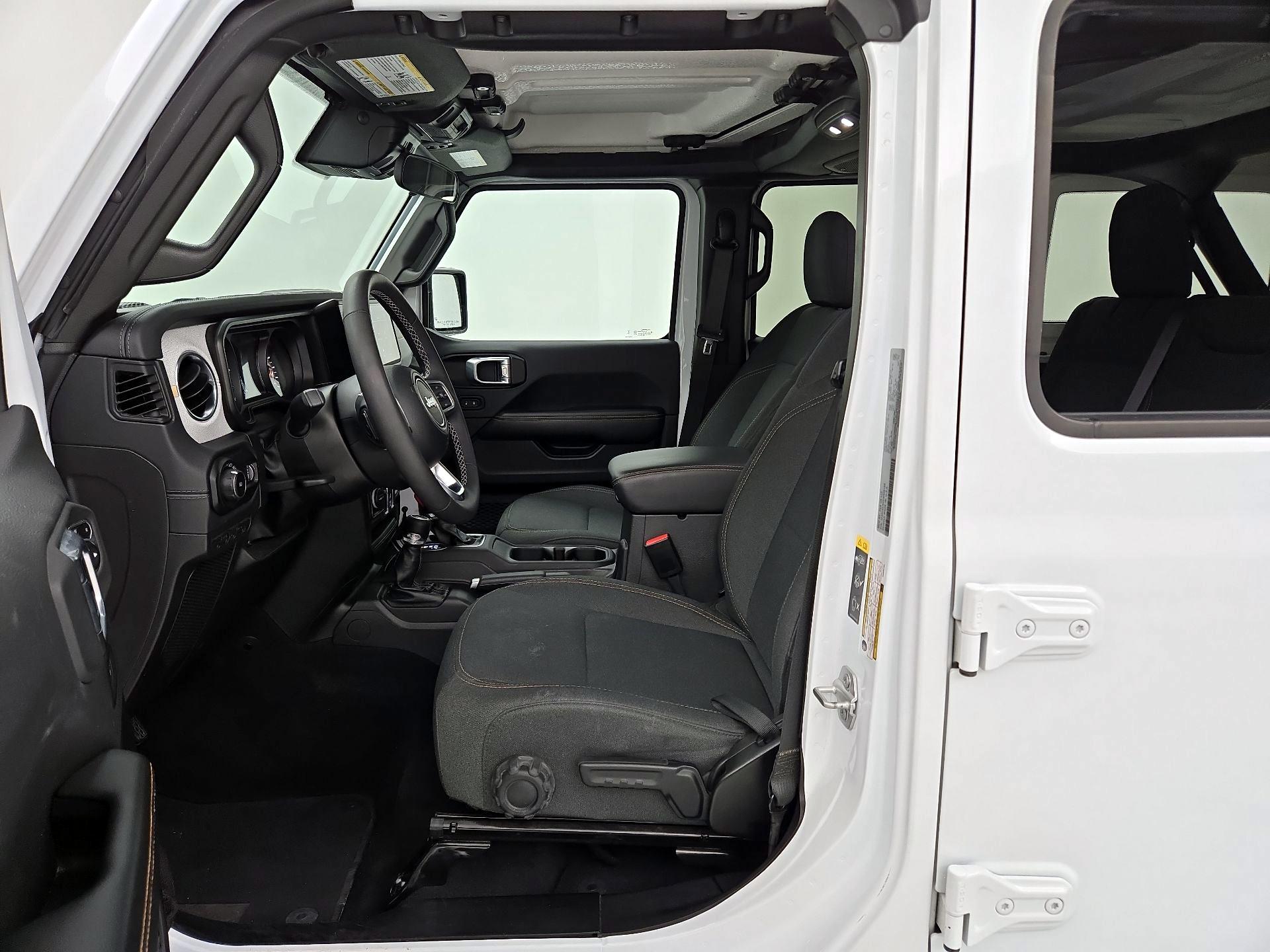 Thumbnail: 2025 Jeep Wrangler - 11