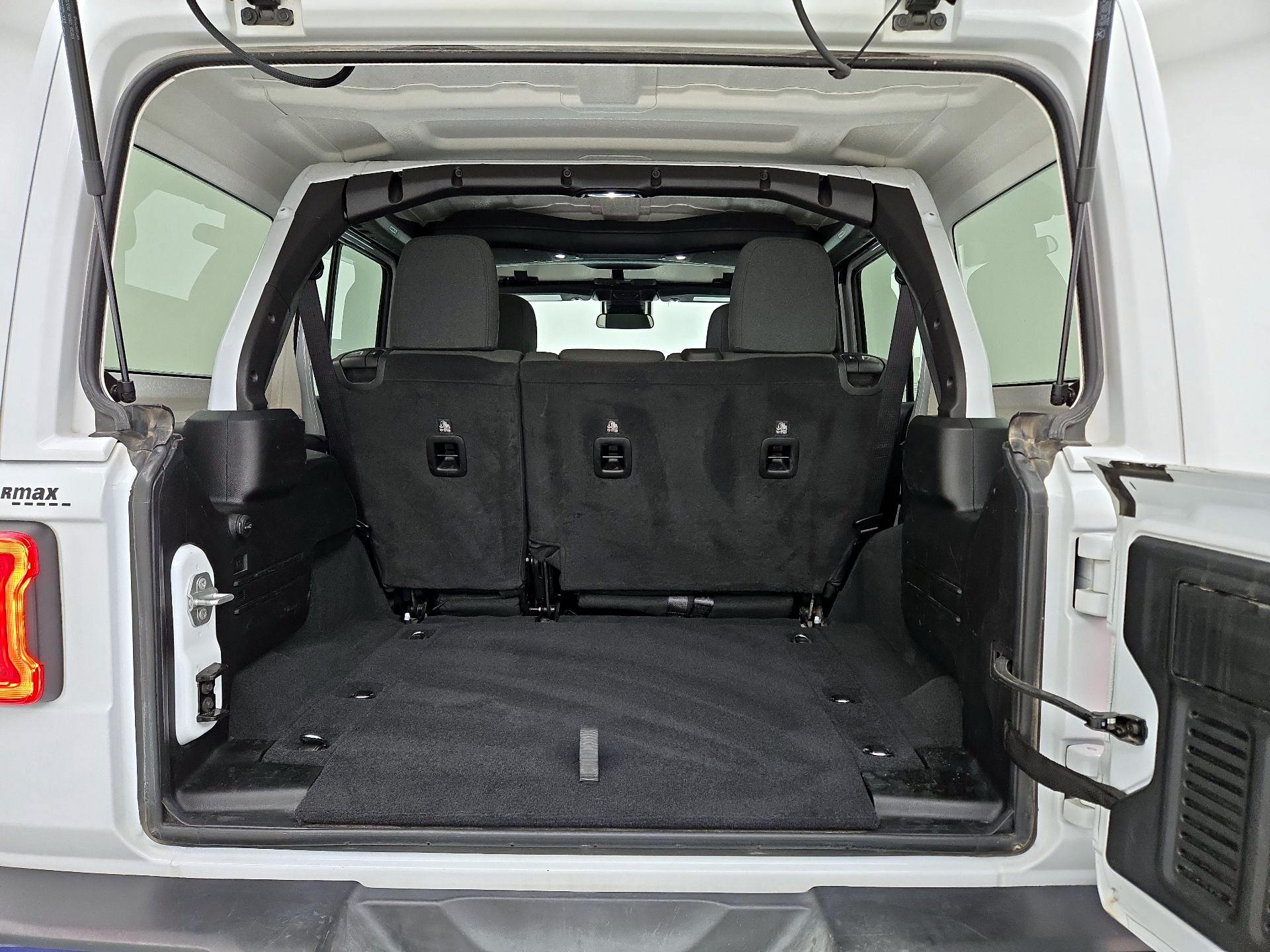 Thumbnail: 2025 Jeep Wrangler - 20