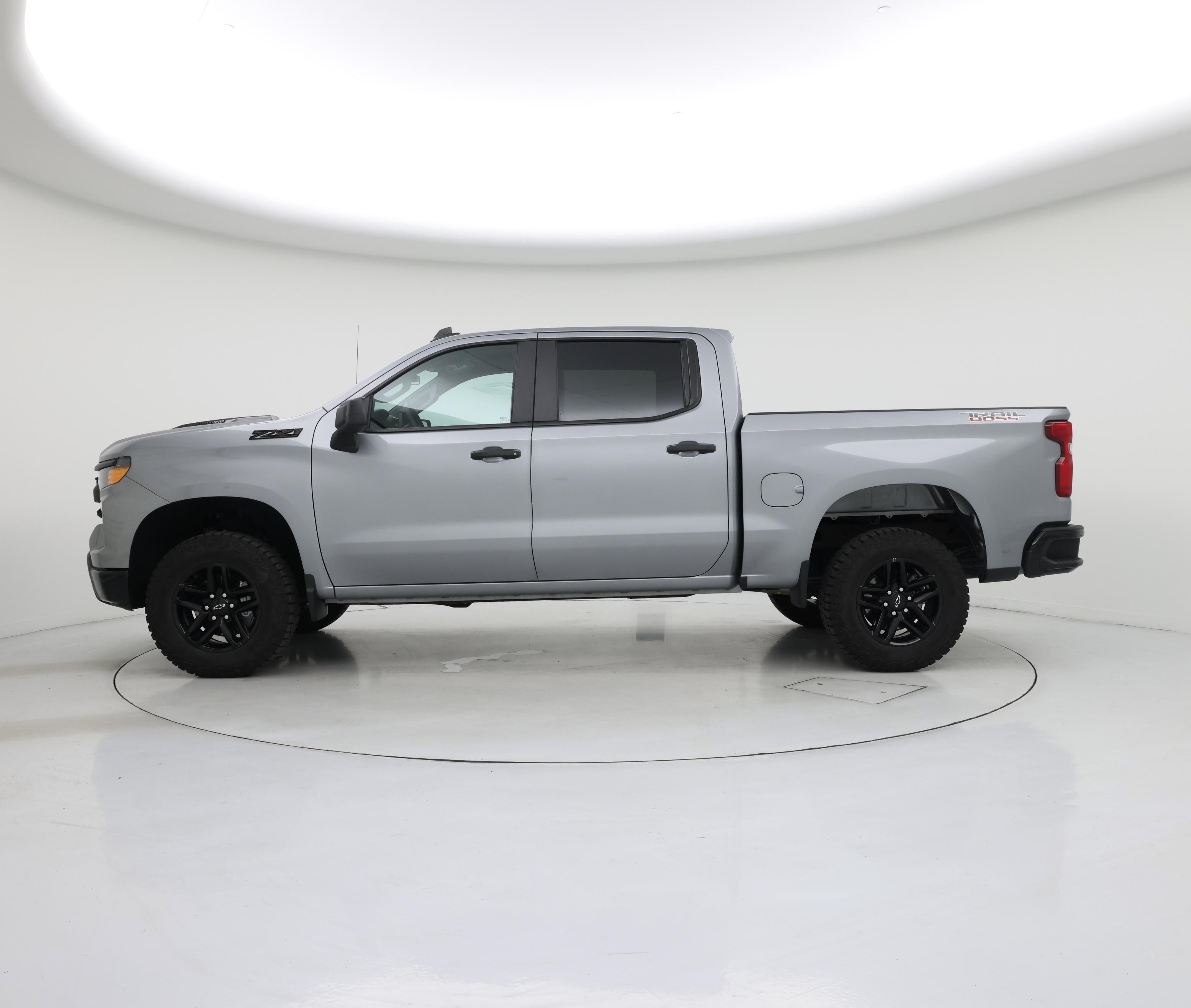 Thumbnail: 2026 Chevrolet Silverado 1500 - 3