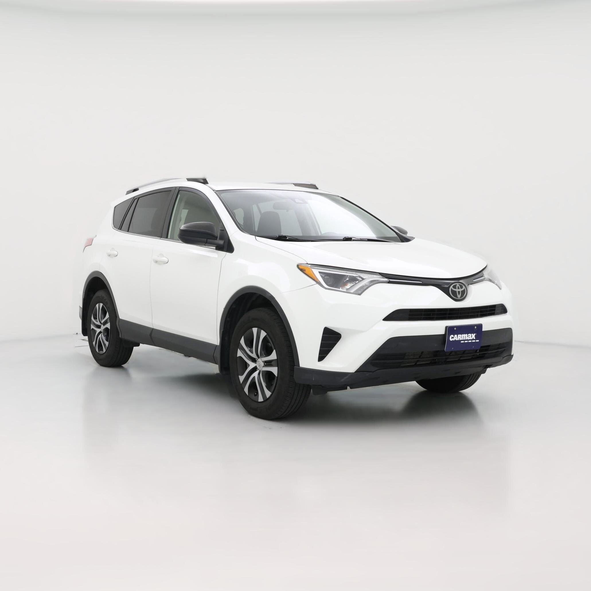 Thumbnail: 2017 Toyota RAV4 - 1