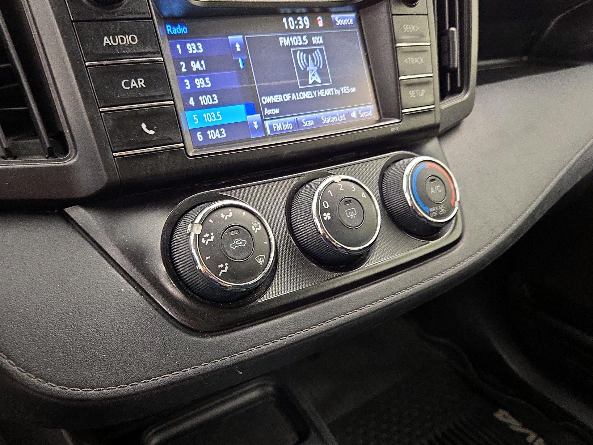 Thumbnail: 2017 Toyota RAV4 - 16