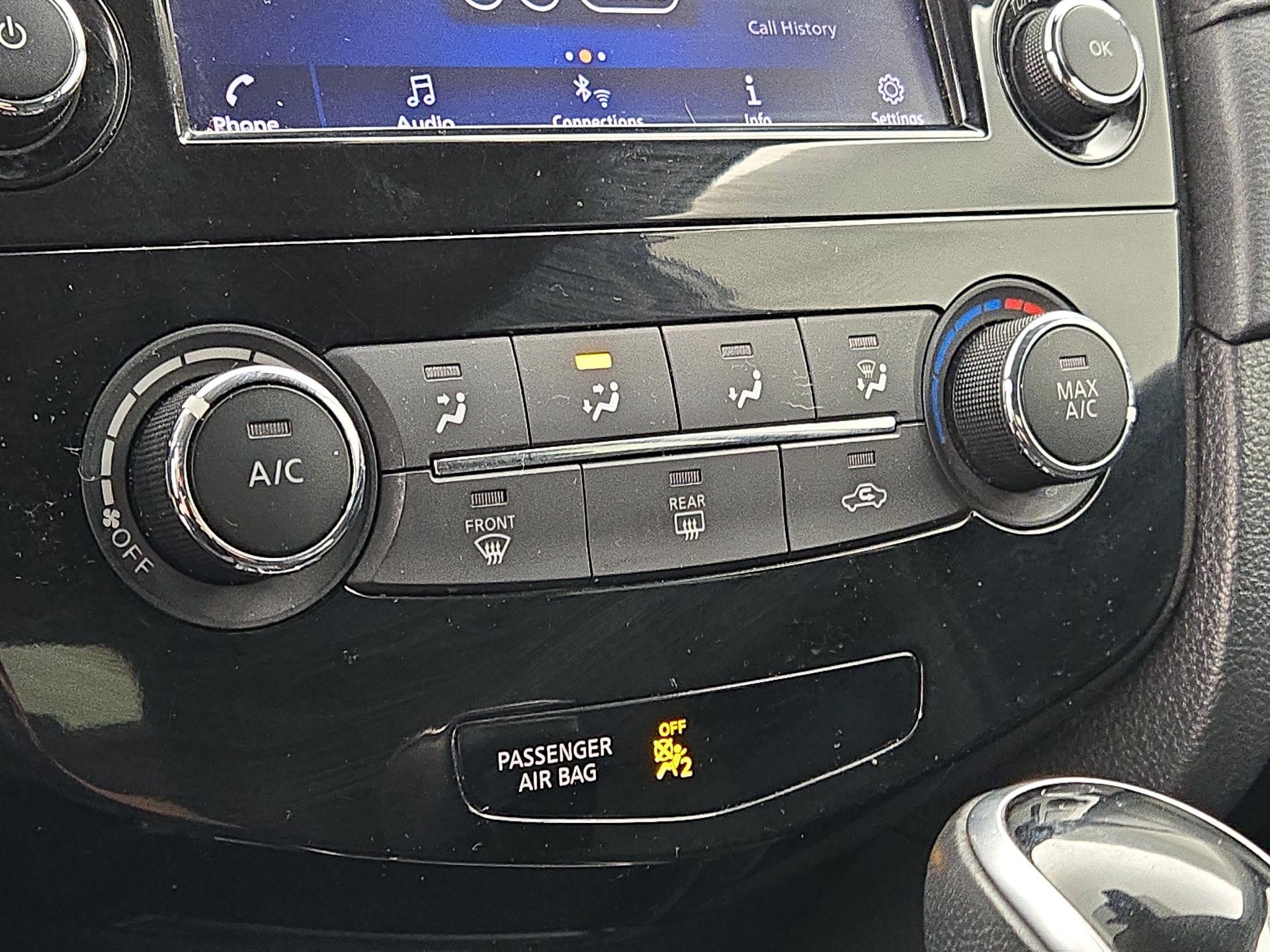 Thumbnail: 2020 Nissan Rogue - 16