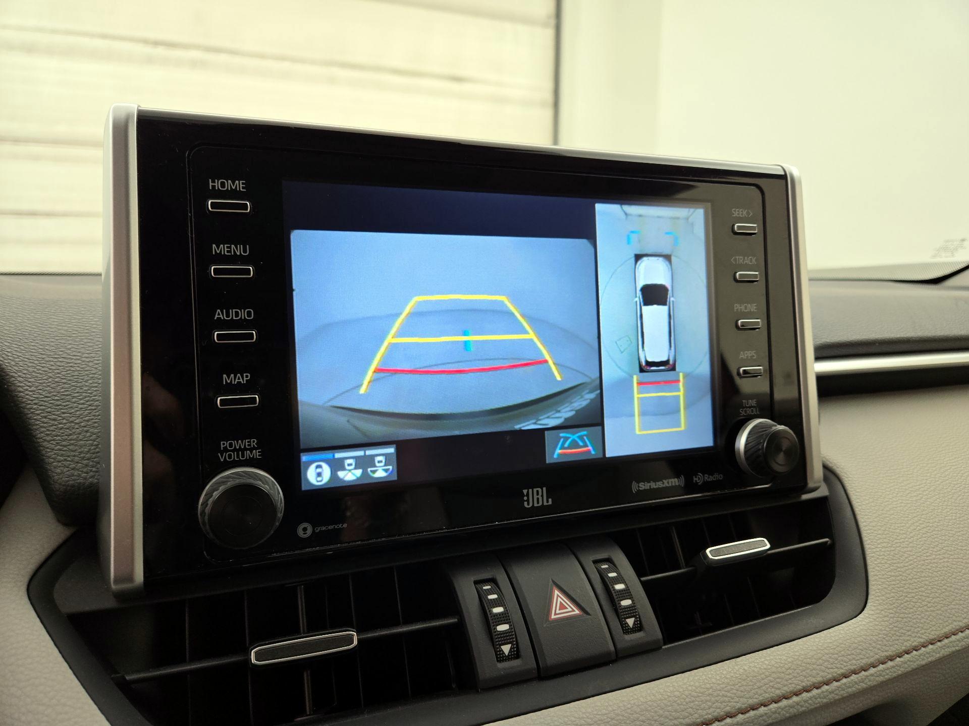 Thumbnail: 2021 Toyota RAV4 - 15