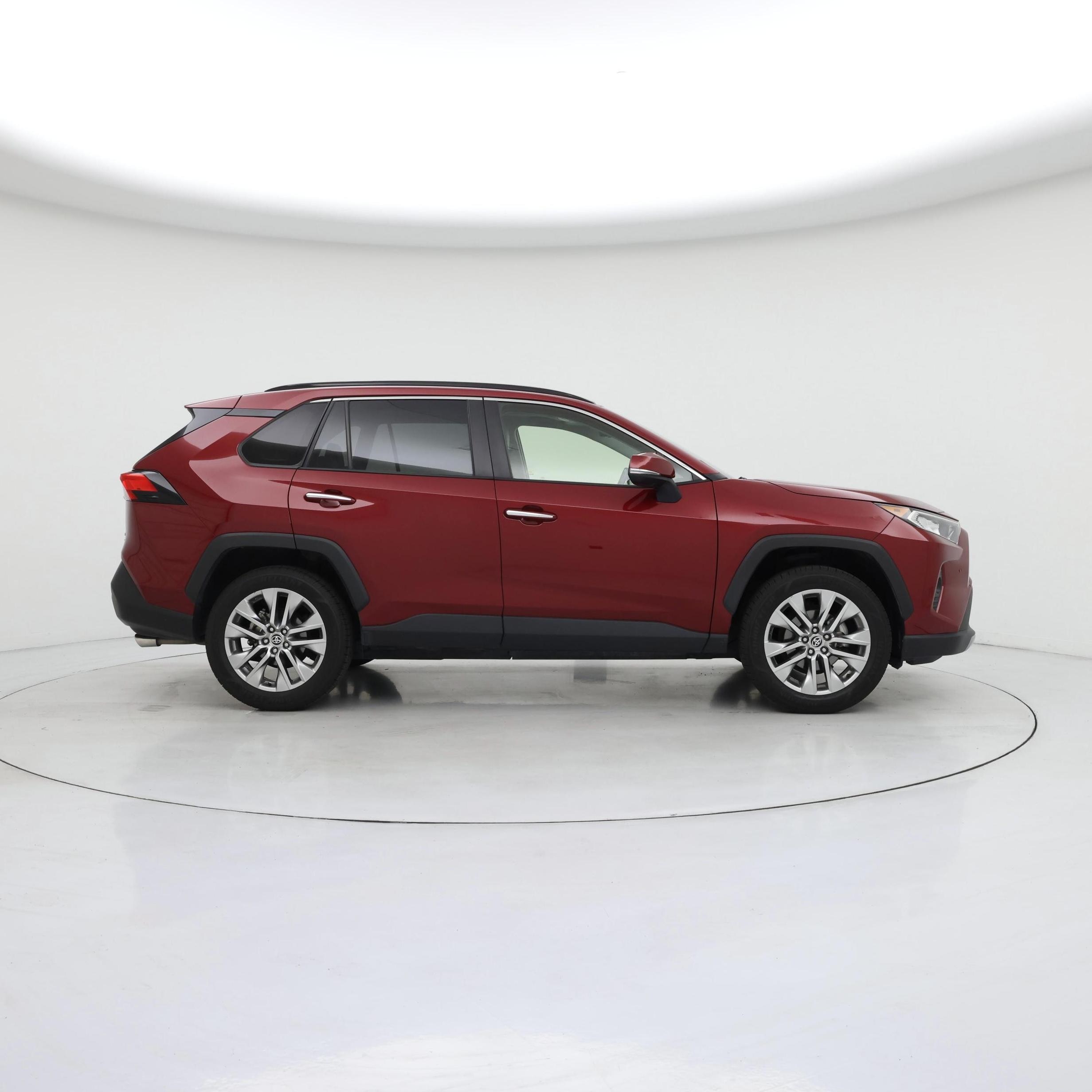 Thumbnail: 2021 Toyota RAV4 - 7