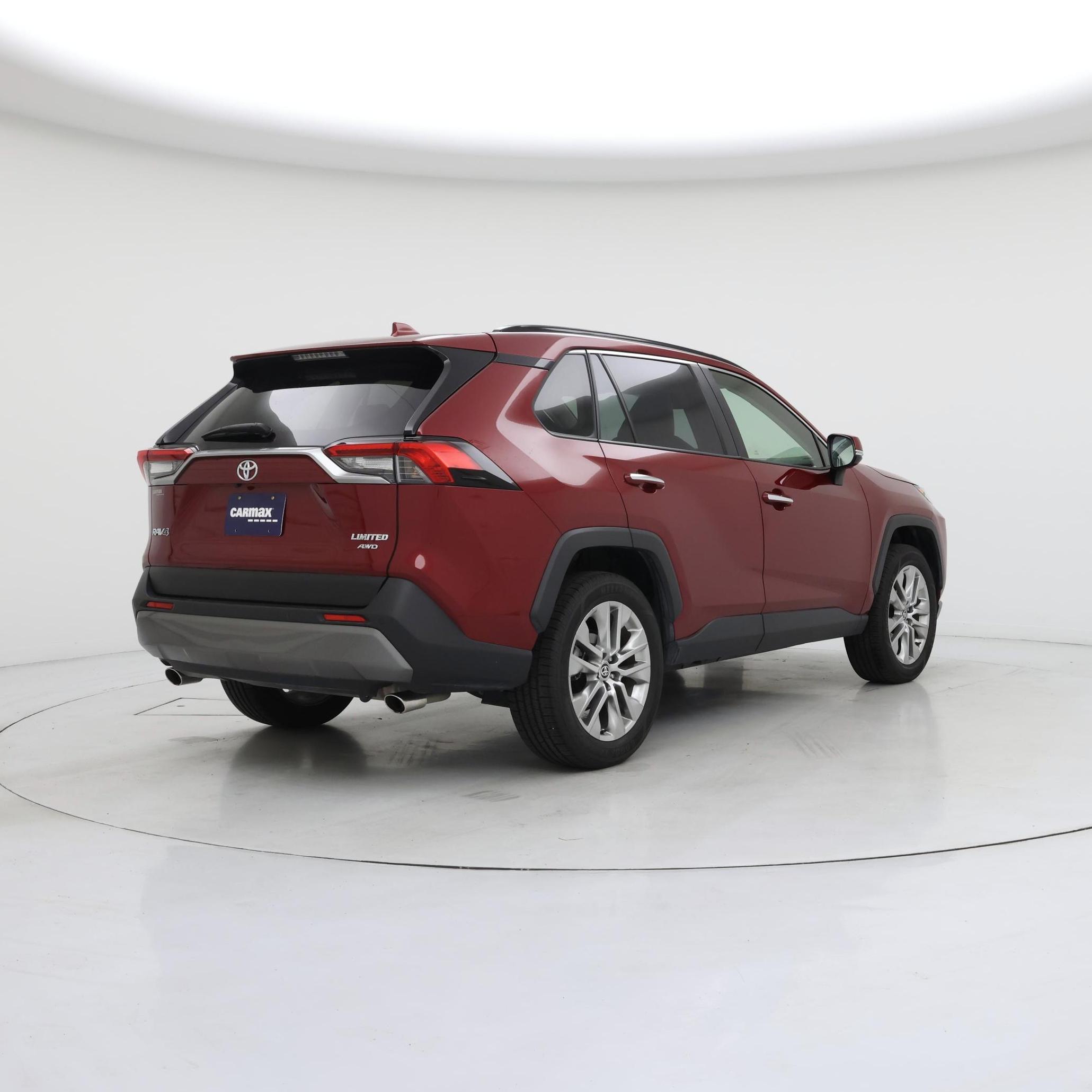 Thumbnail: 2021 Toyota RAV4 - 8
