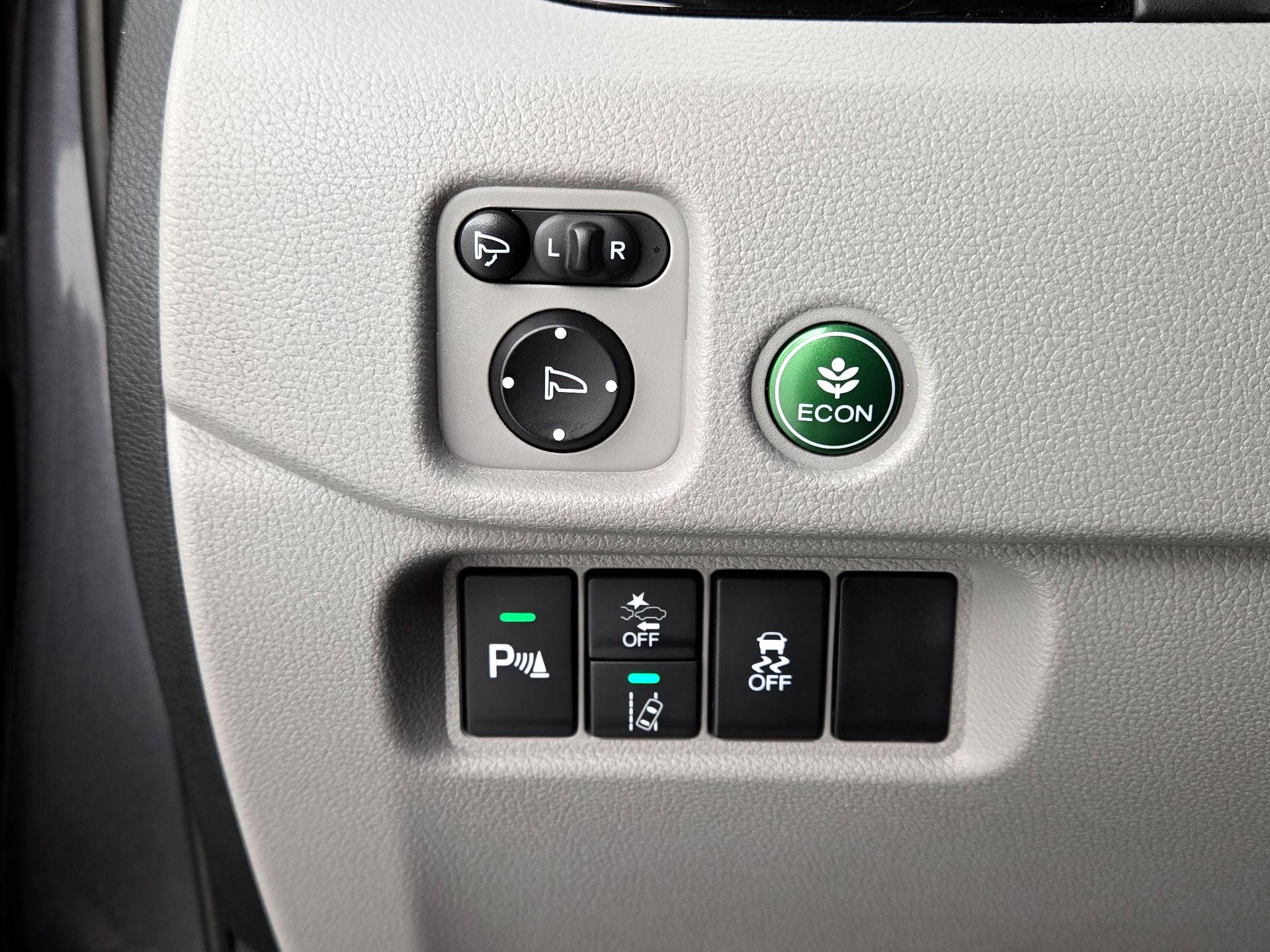 Thumbnail: 2019 Honda Pilot - 13