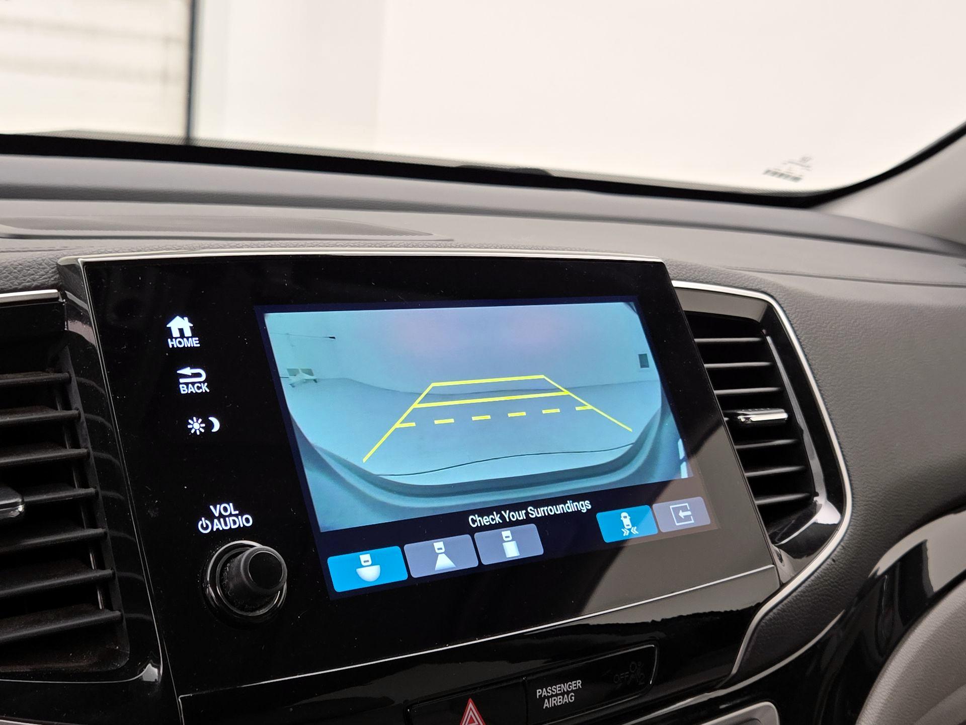 Thumbnail: 2019 Honda Pilot - 15