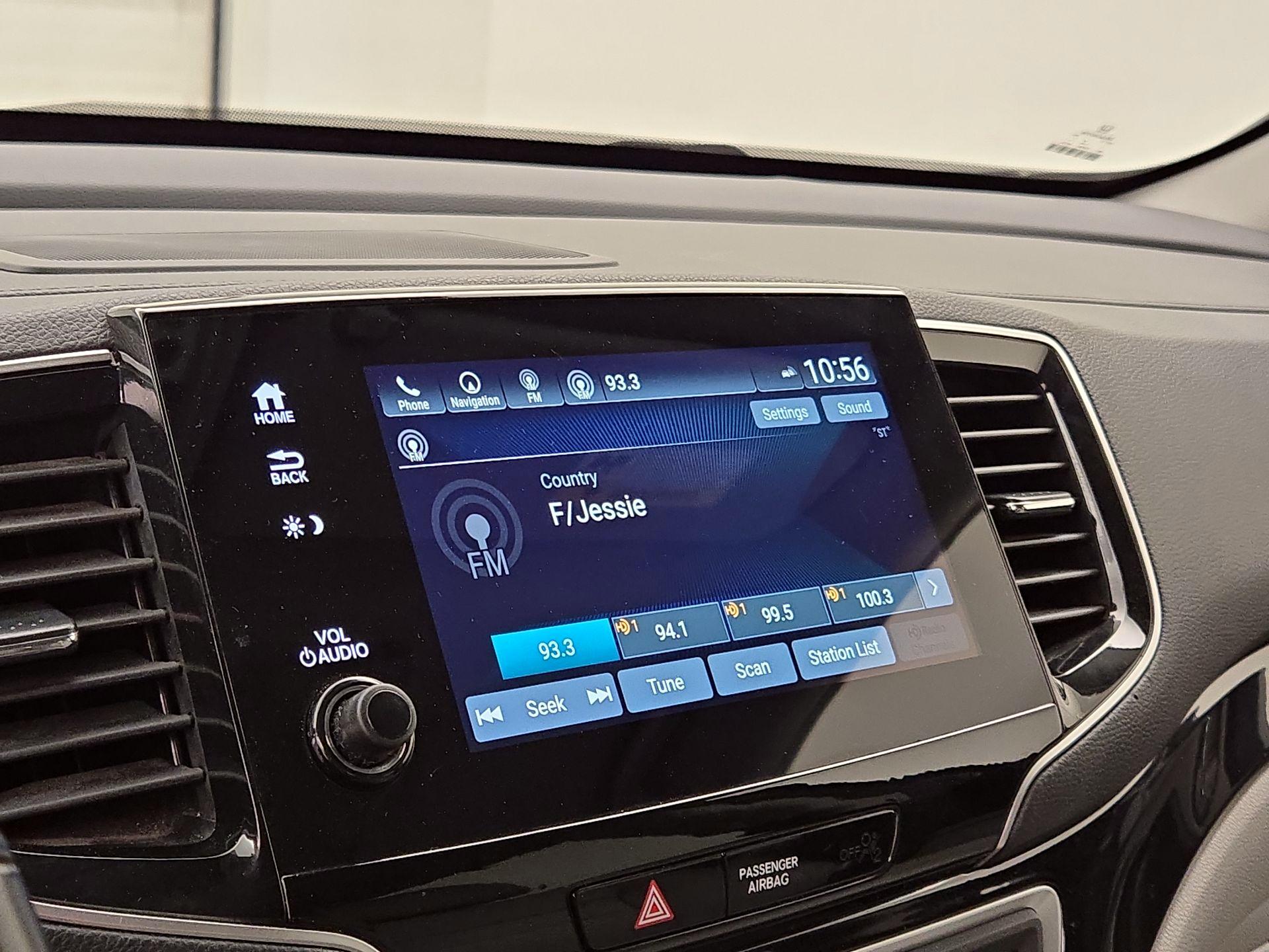 Thumbnail: 2019 Honda Pilot - 16