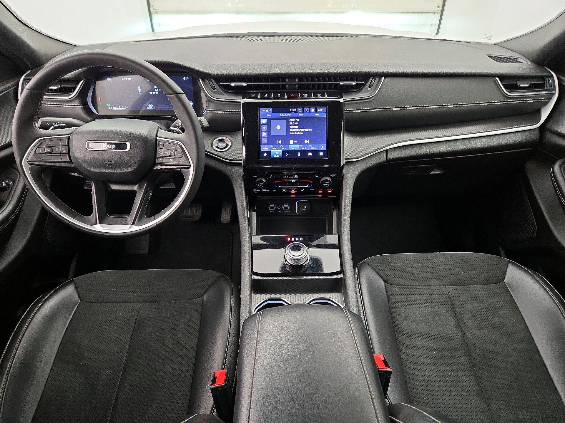 Thumbnail: 2024 Jeep Grand Cherokee L - 9