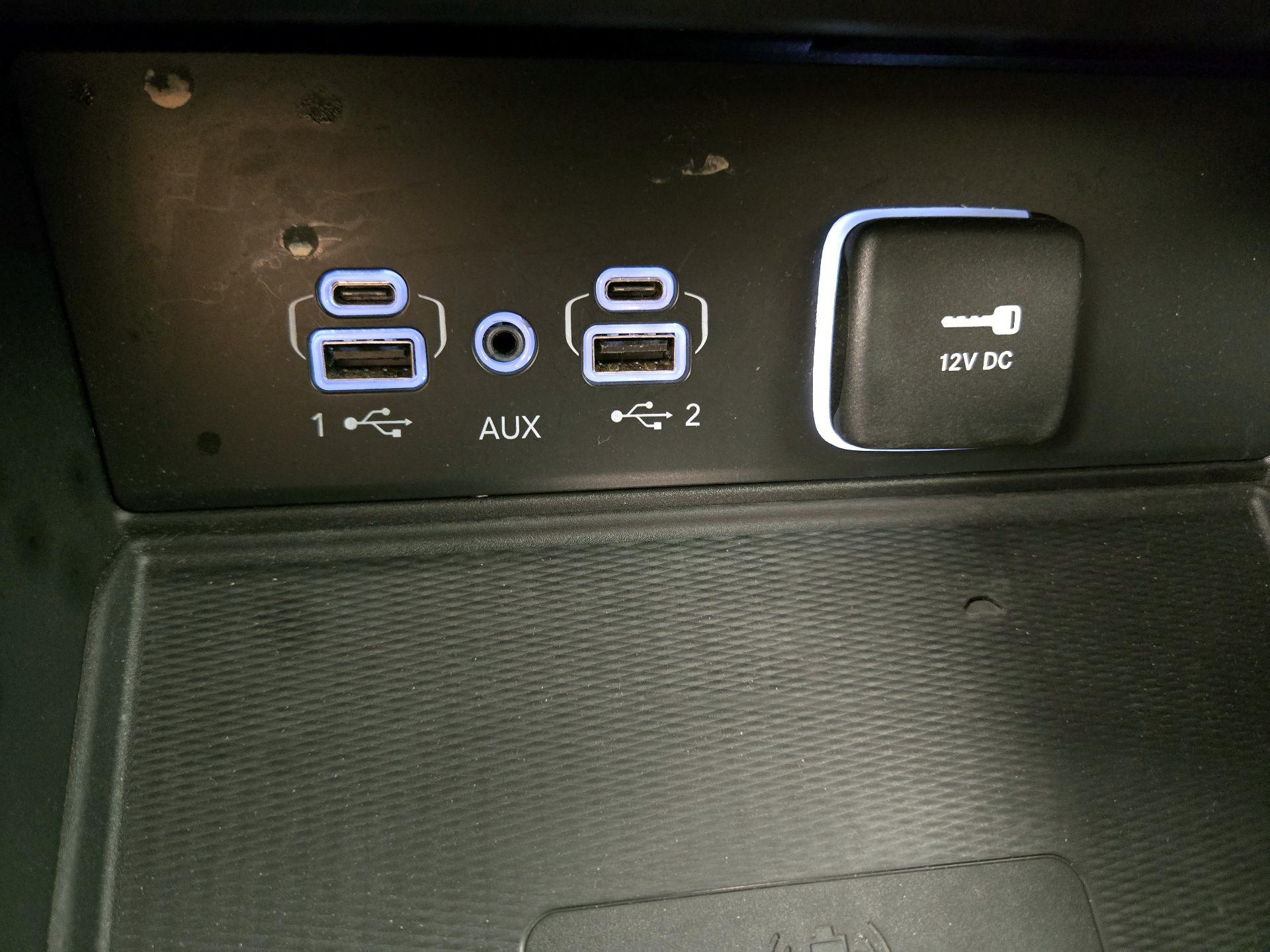 Thumbnail: 2024 Jeep Grand Cherokee L - 18