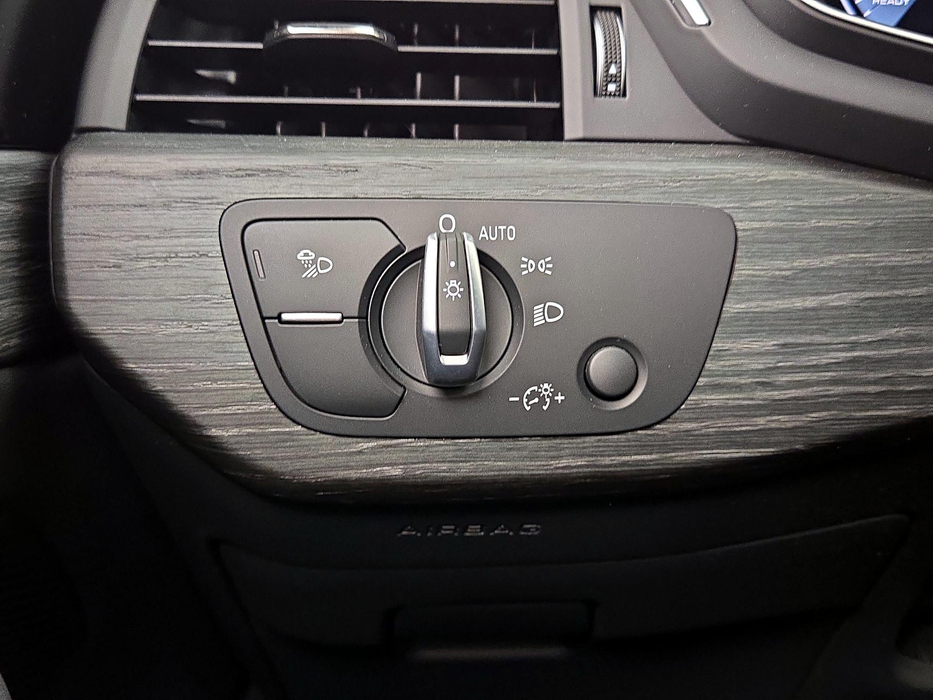 Thumbnail: 2023 Audi A4 - 13