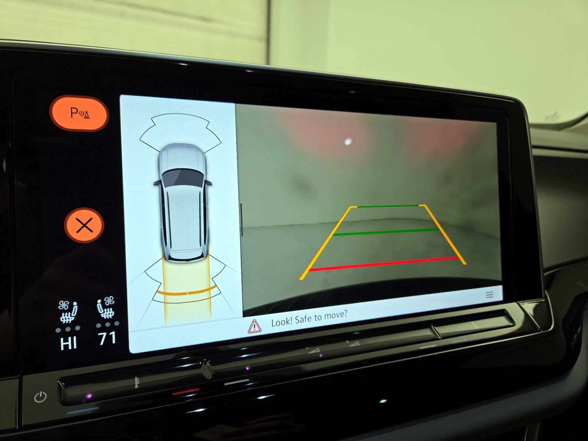 Thumbnail: 2024 Volkswagen Atlas - 15