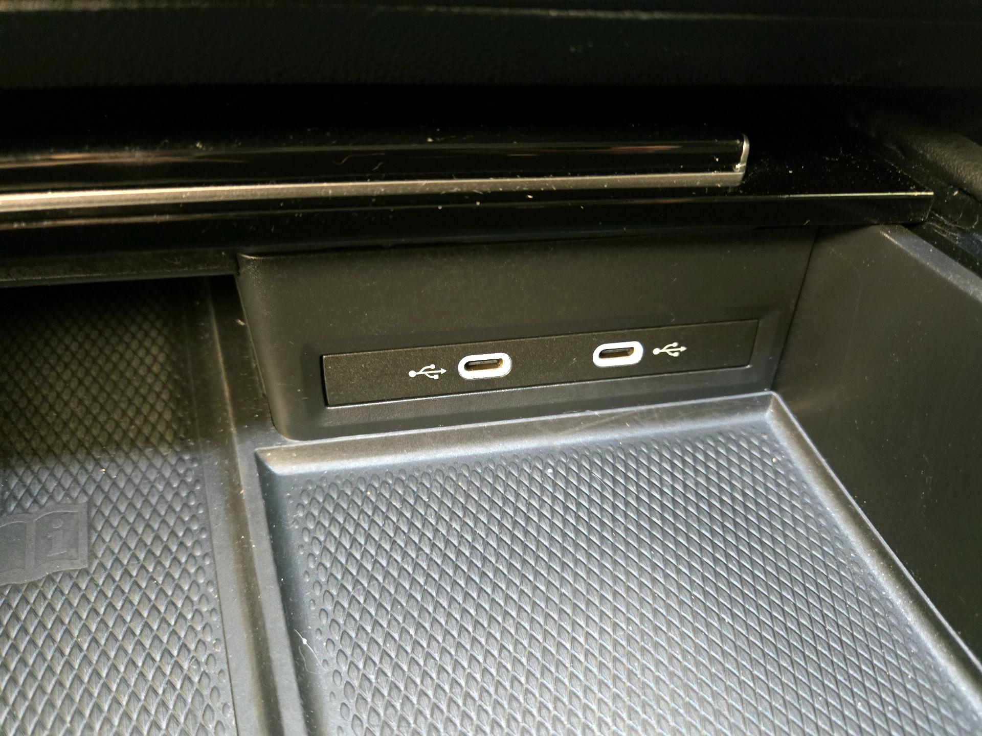 Thumbnail: 2024 Volkswagen Atlas - 19