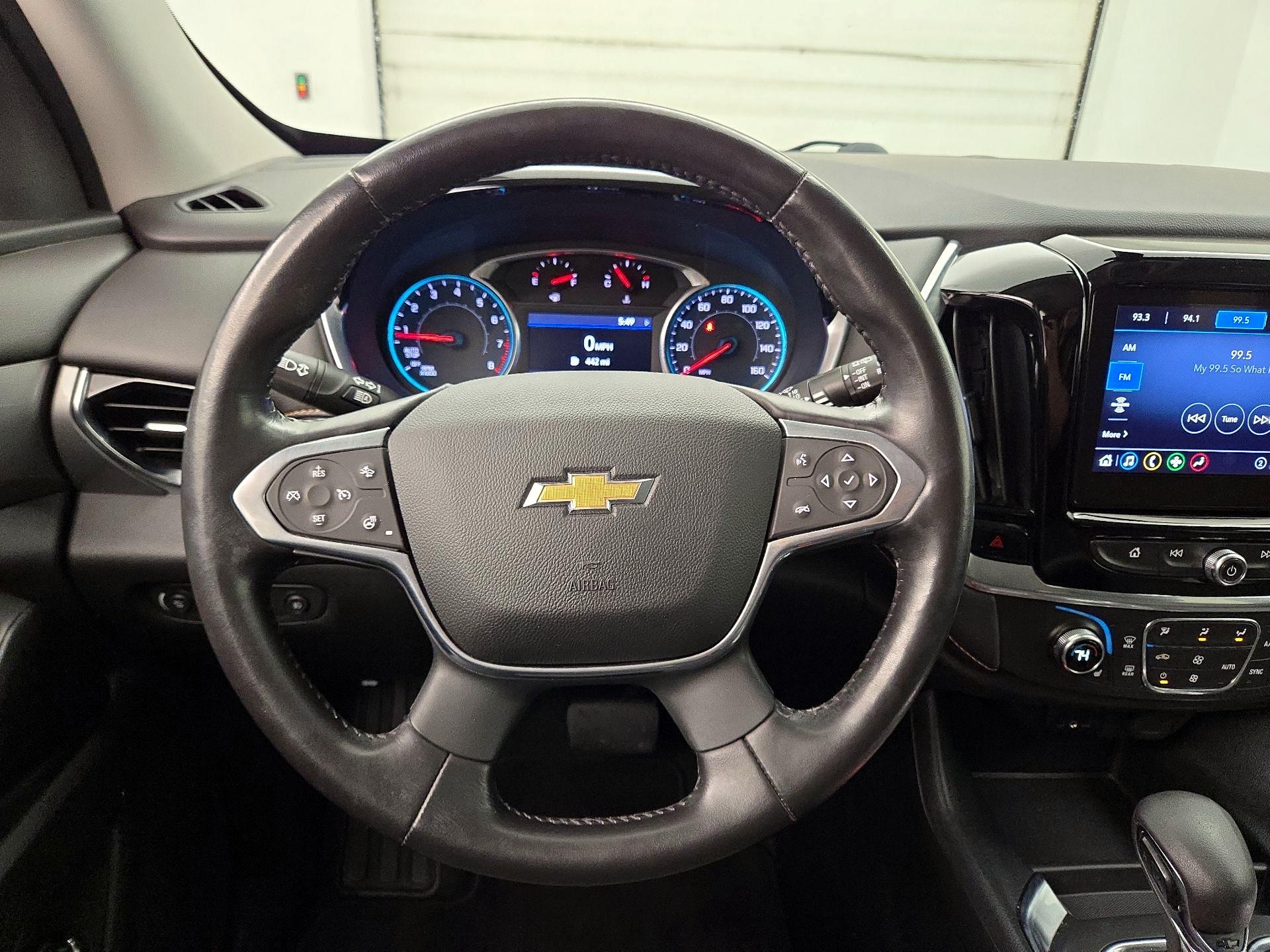 Thumbnail: 2021 Chevrolet Traverse - 10