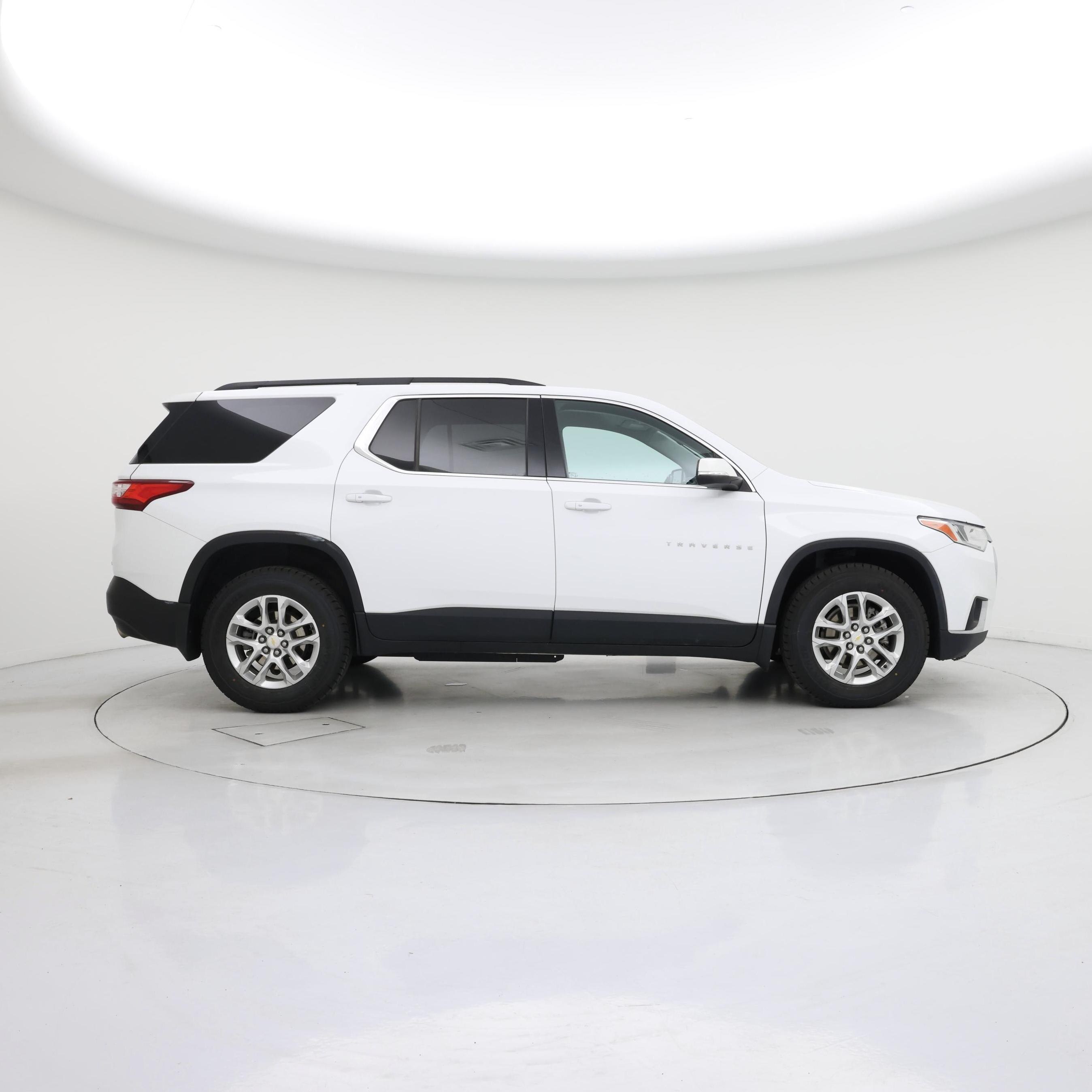 Thumbnail: 2021 Chevrolet Traverse - 7