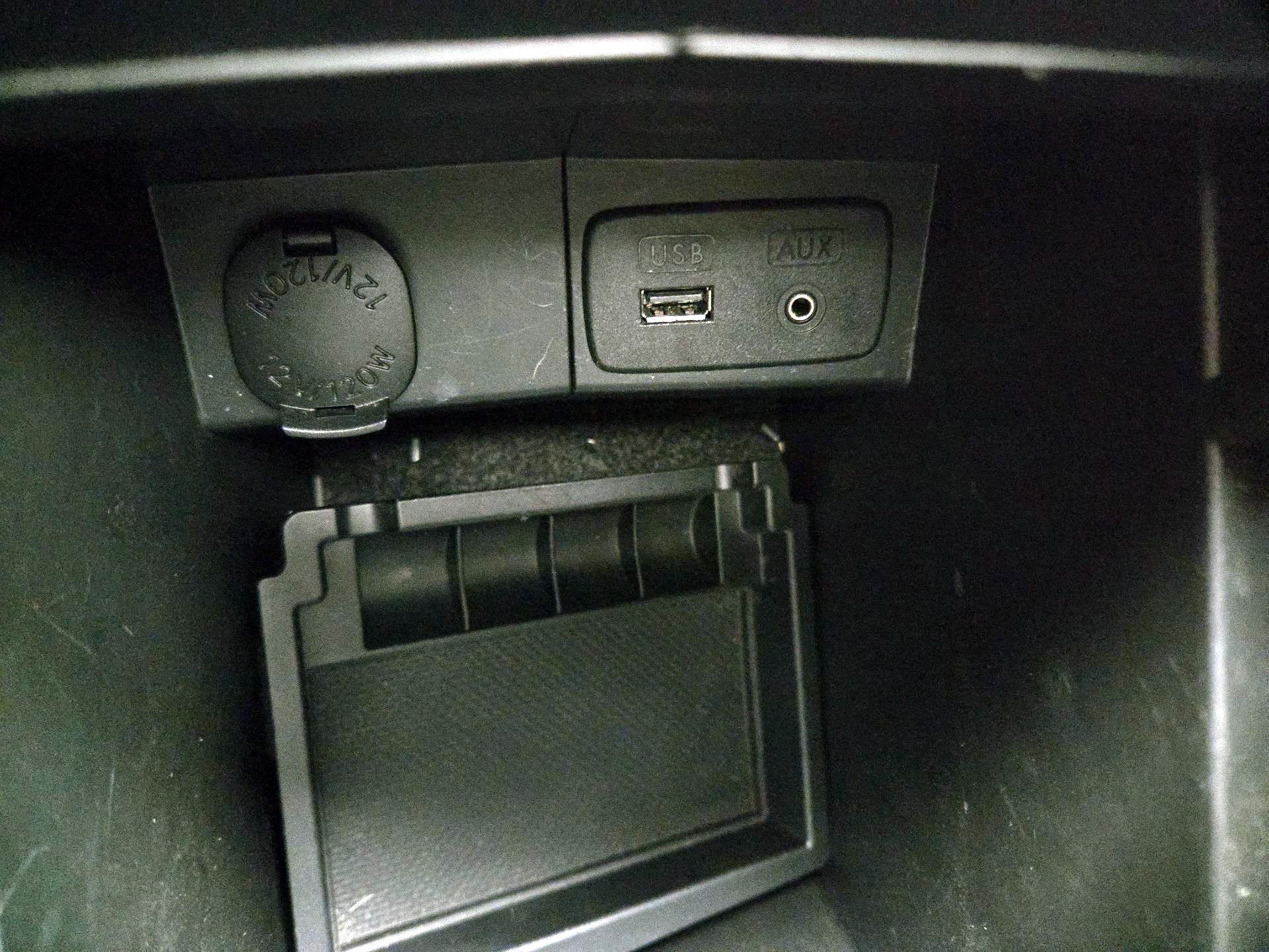 Thumbnail: 2014 Subaru Forester - 18