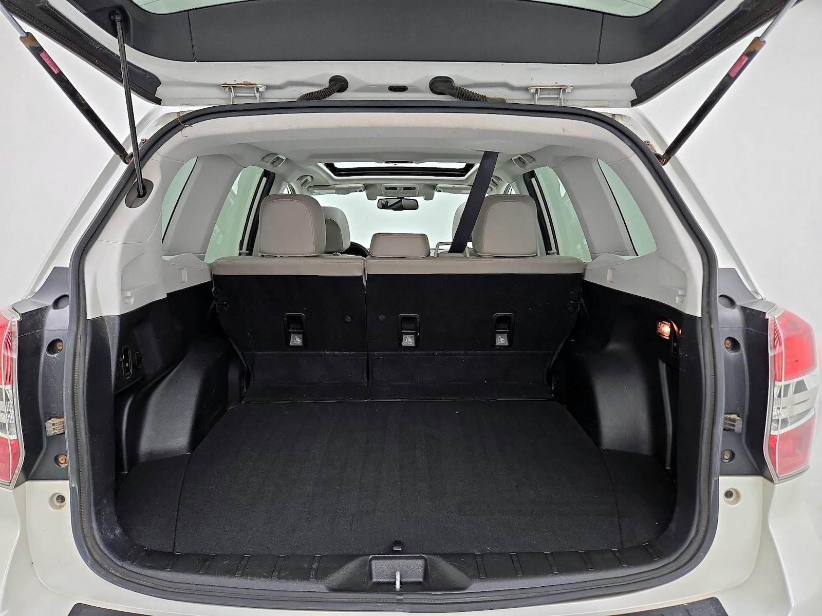2014 Subaru Forester i Touring - Photo 22