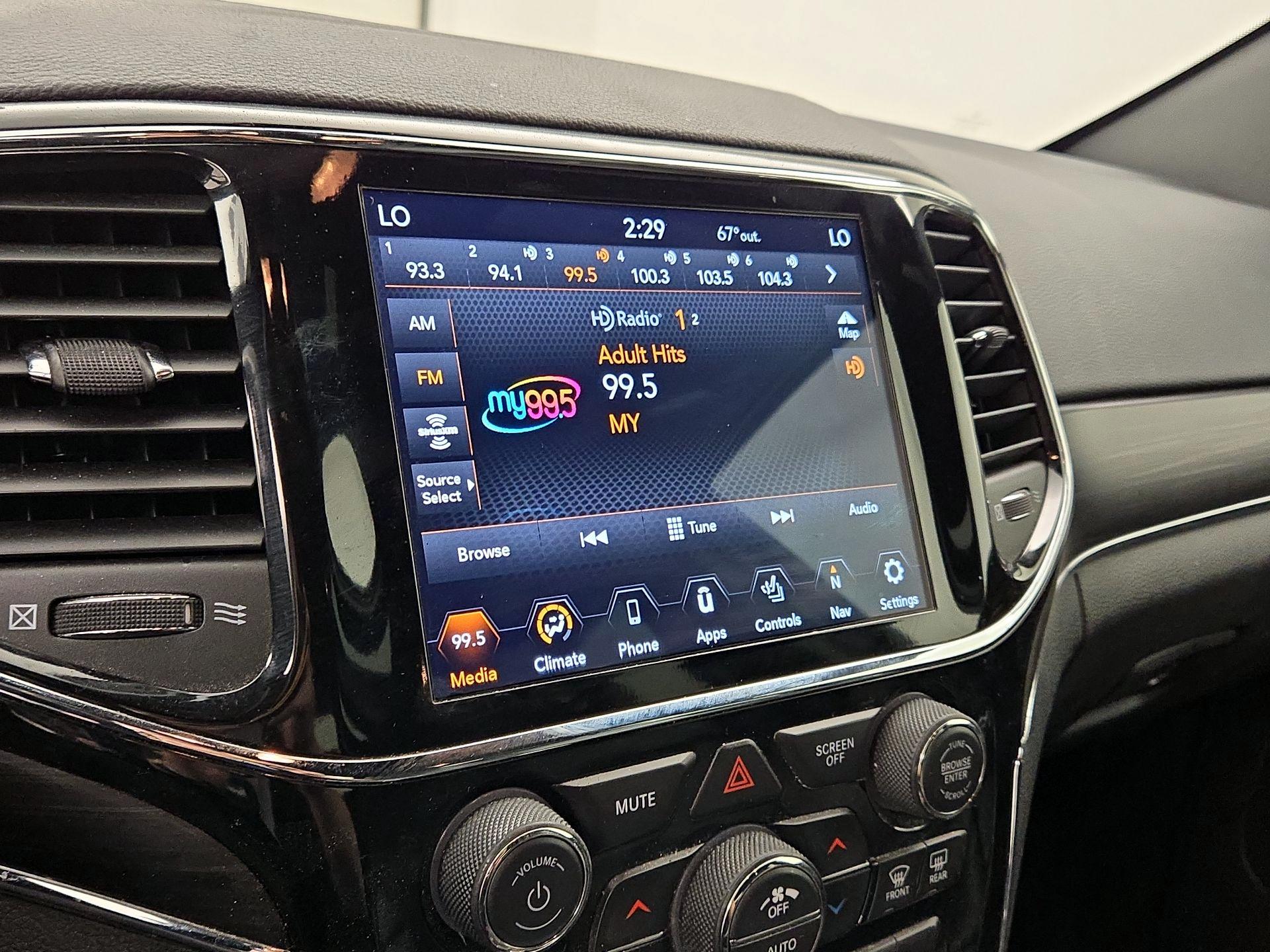 Thumbnail: 2020 Jeep Grand Cherokee - 16