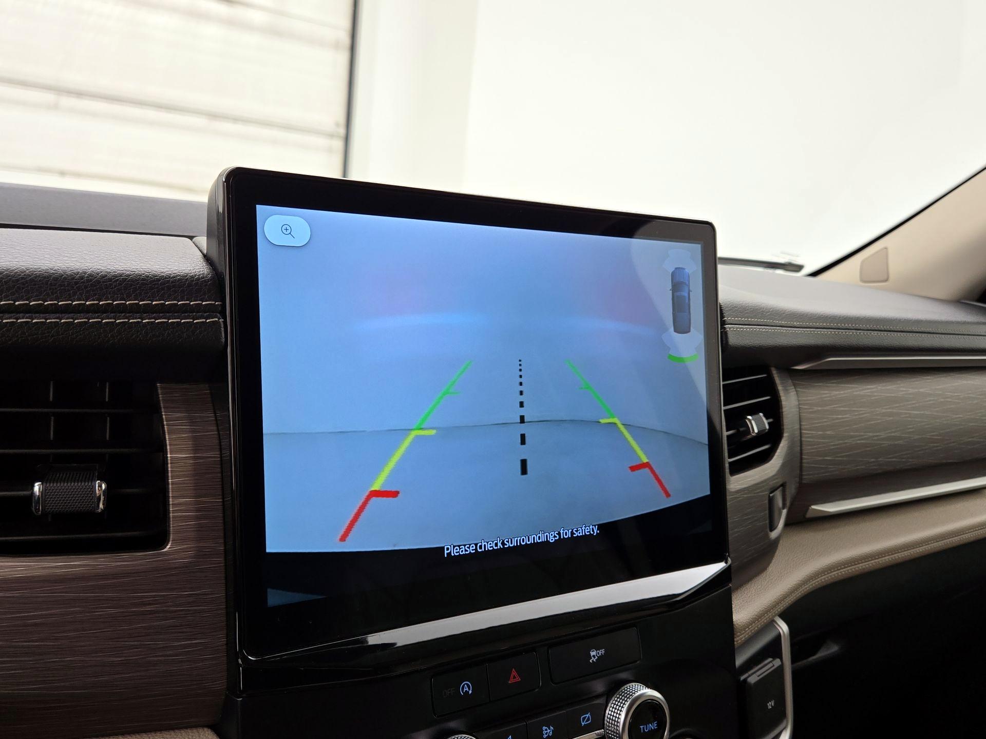 Thumbnail: 2024 Ford Expedition - 15