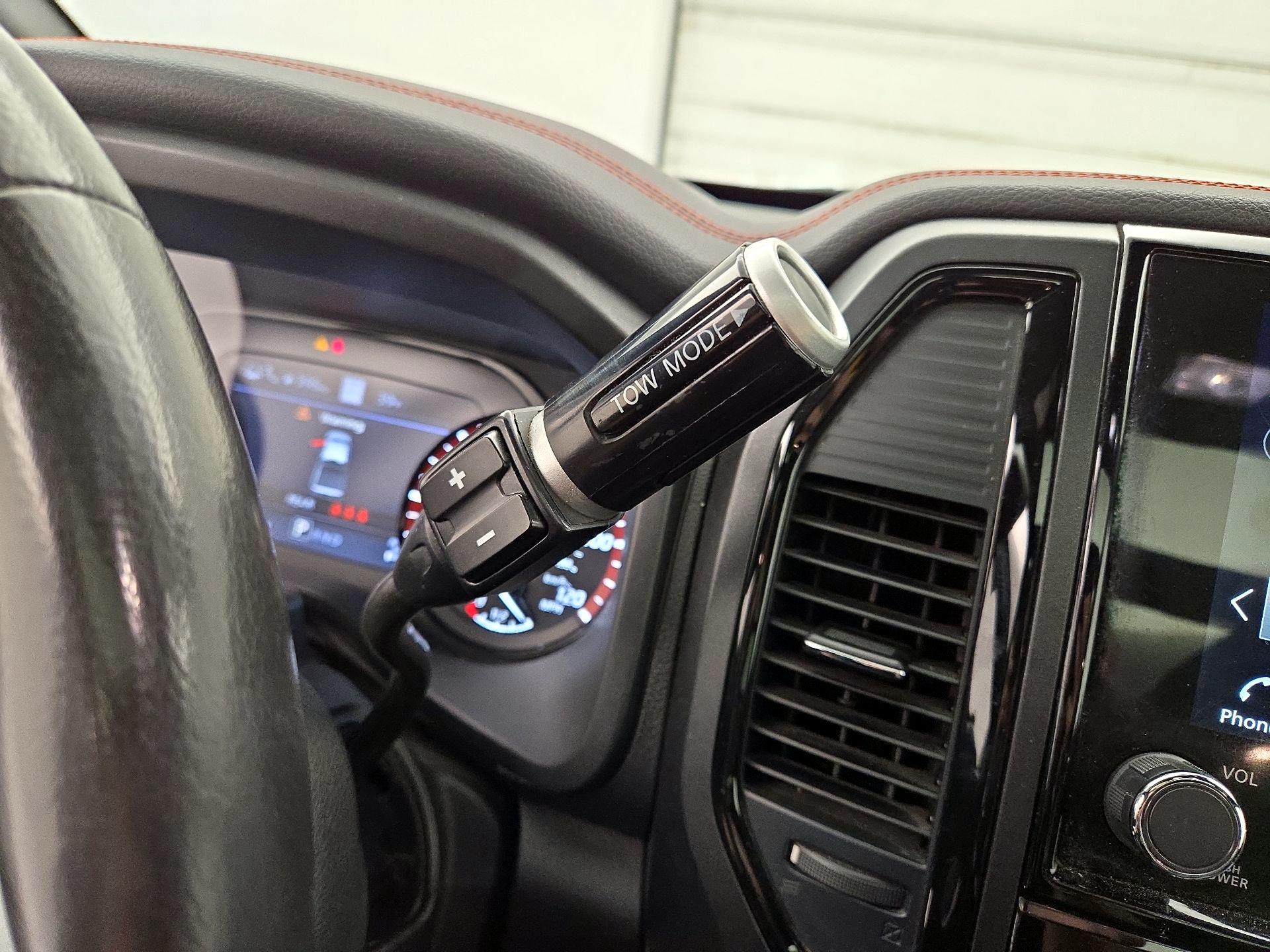 Thumbnail: 2021 Nissan Titan - 18