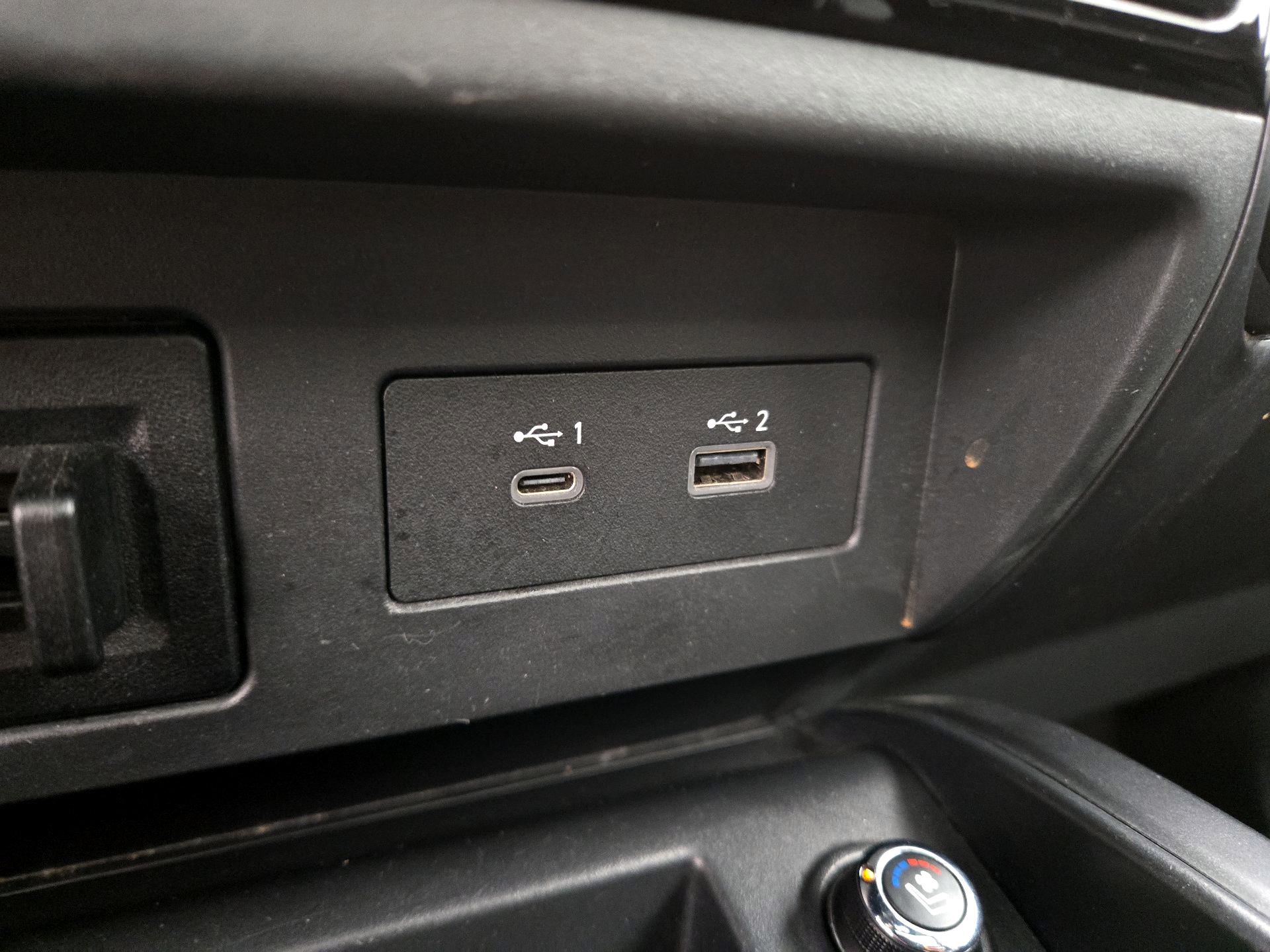 Thumbnail: 2021 Nissan Titan - 19