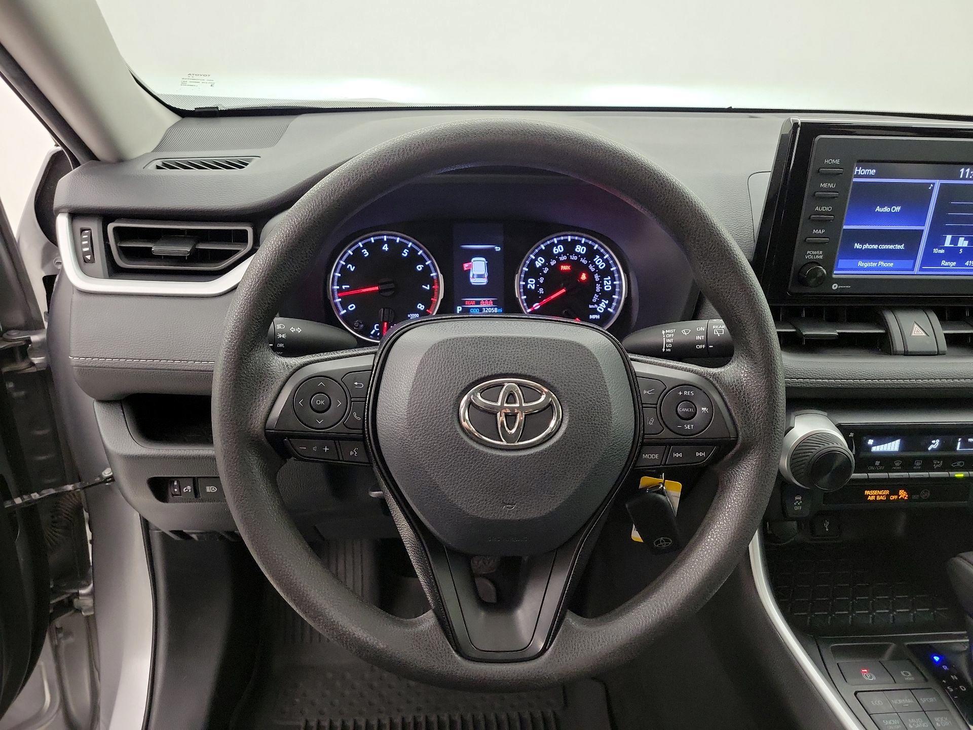 Thumbnail: 2021 Toyota RAV4 - 10