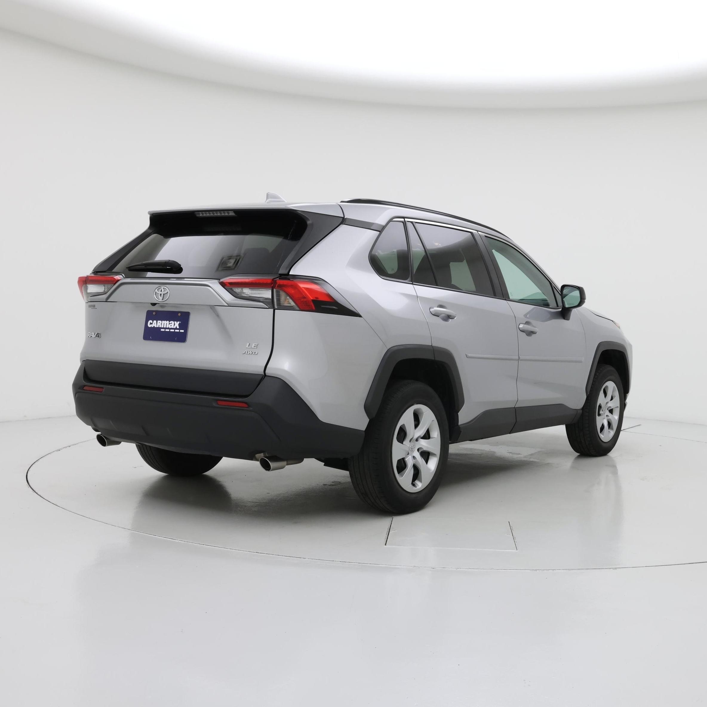 Thumbnail: 2021 Toyota RAV4 - 8