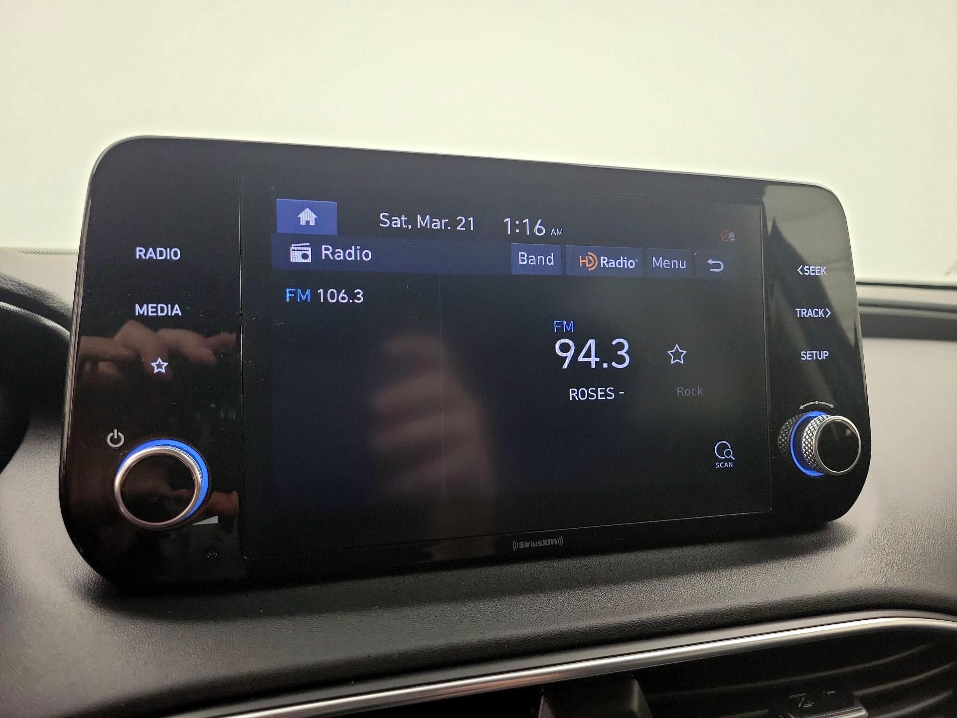 Thumbnail: 2022 Hyundai Santa Fe - 15