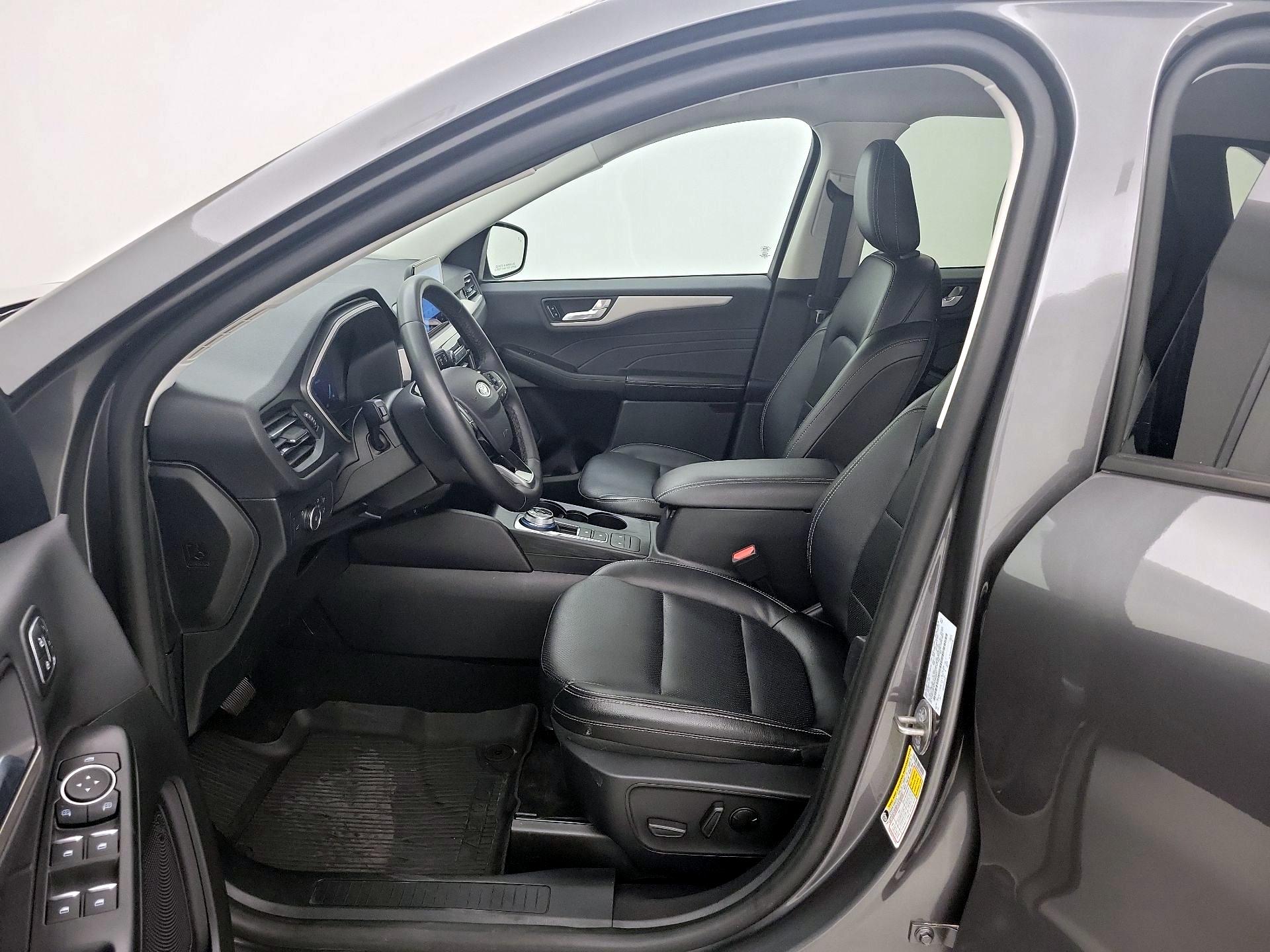 Thumbnail: 2022 Ford Escape - 11