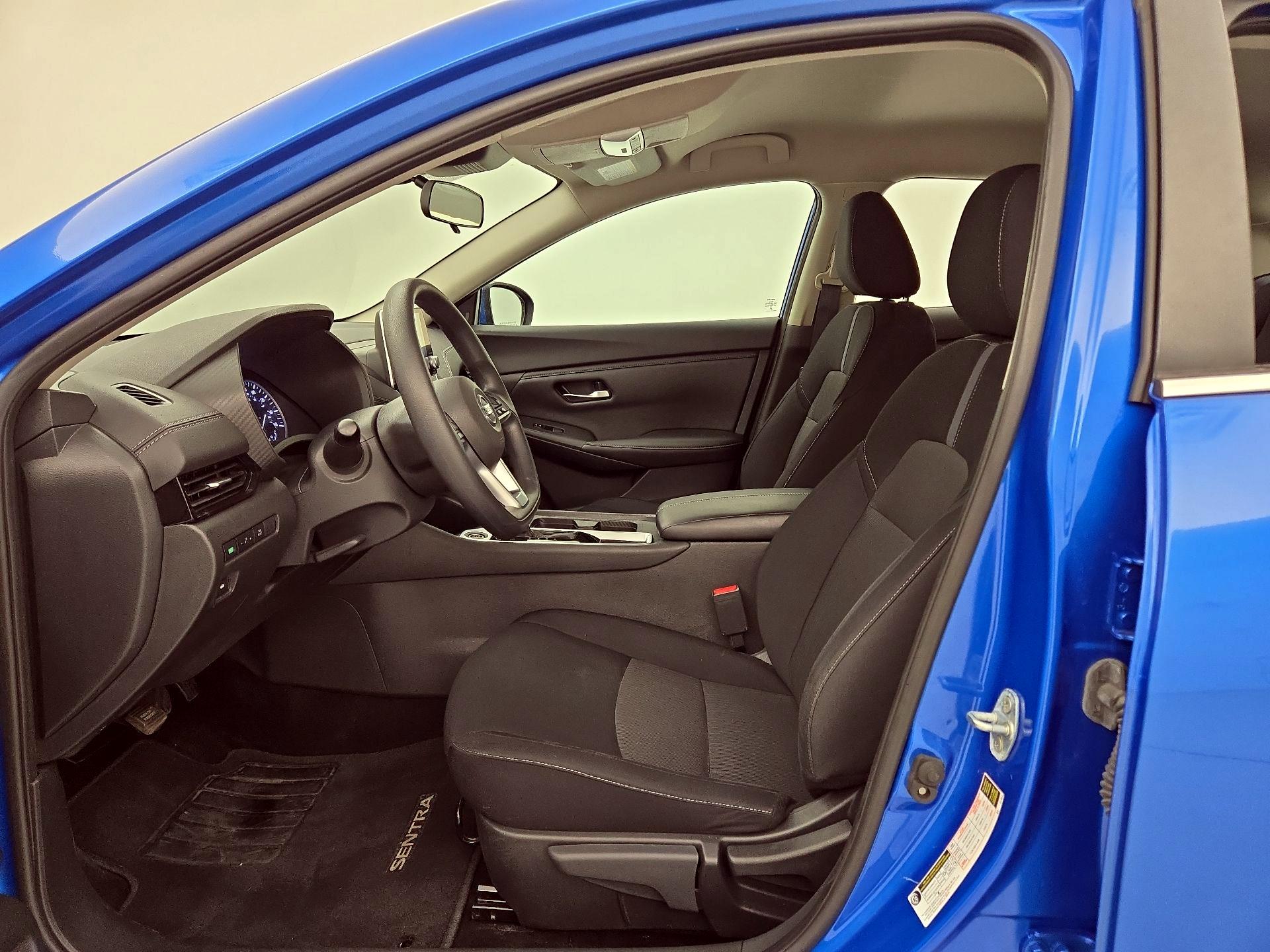 Thumbnail: 2023 Nissan Sentra - 11