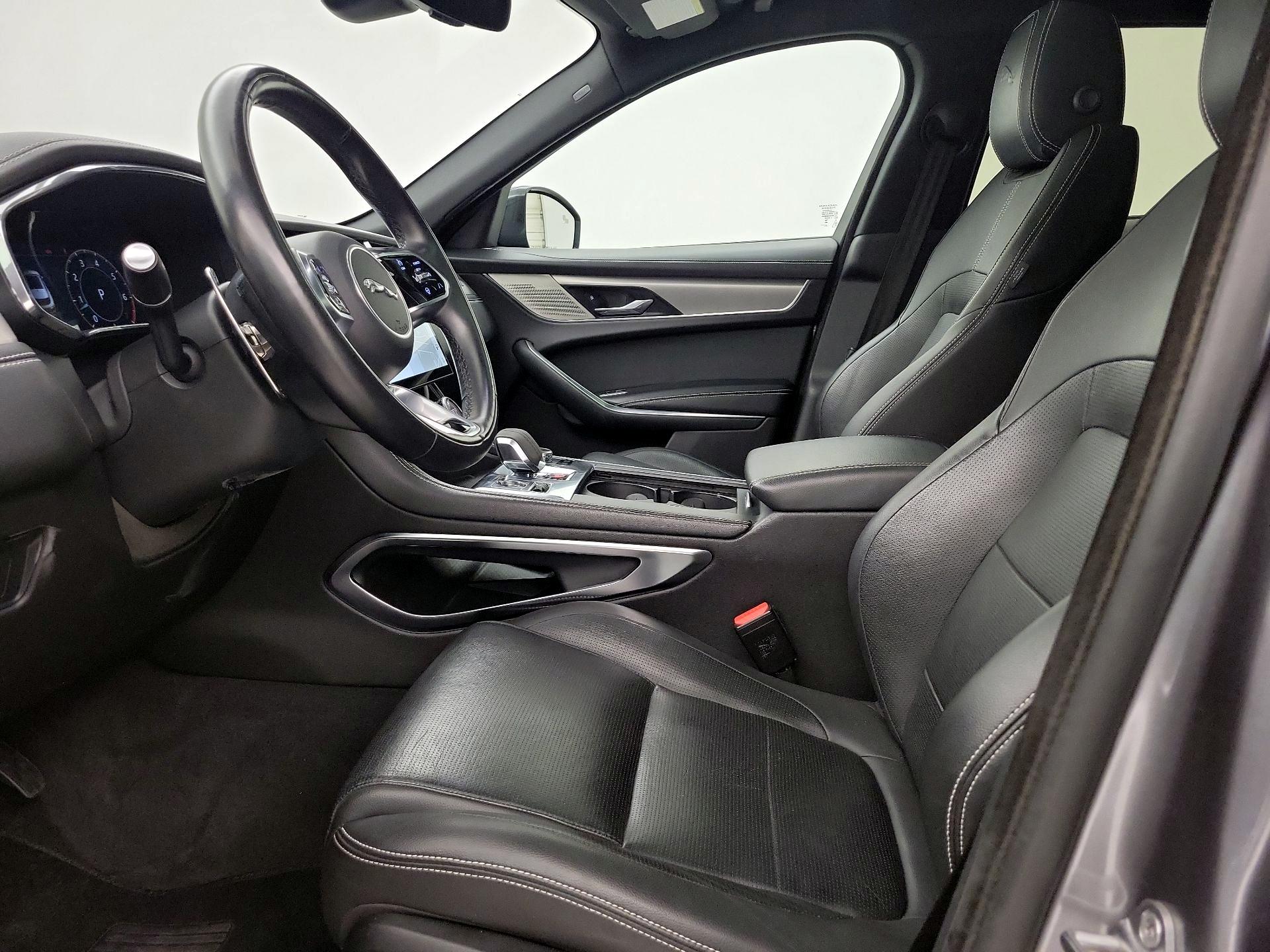 Thumbnail: 2024 Jaguar F-Pace - 11