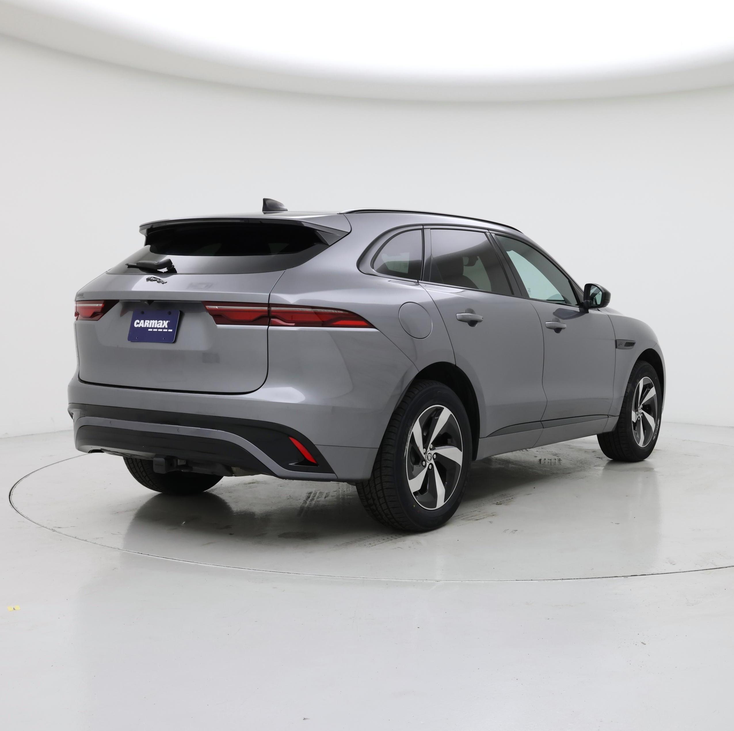 Thumbnail: 2024 Jaguar F-Pace - 8