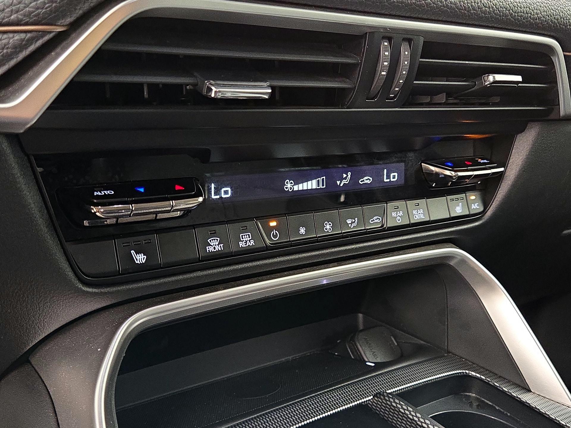 Thumbnail: 2024 Mazda CX-90 - 16