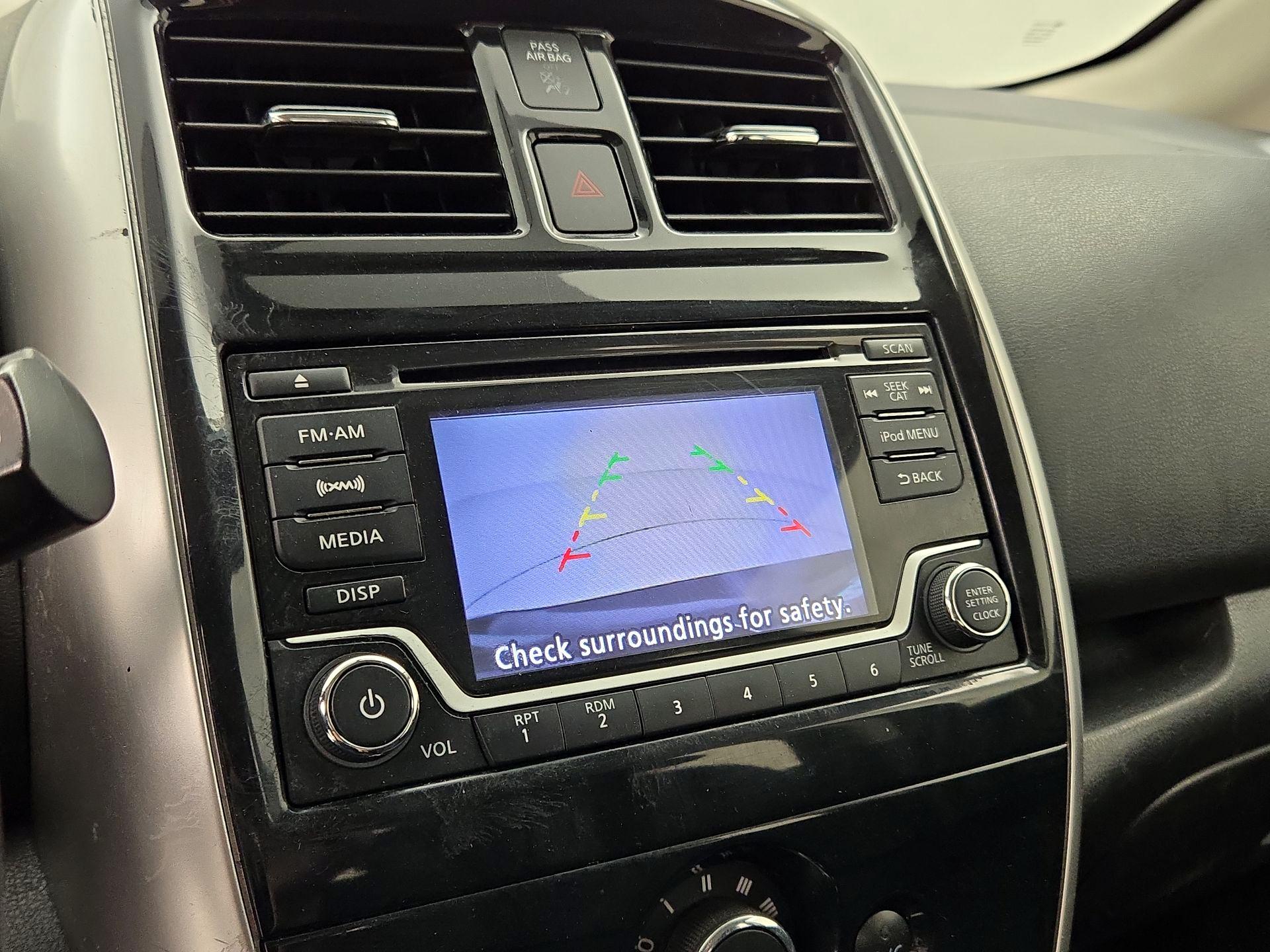 Thumbnail: 2017 Nissan Versa Note - 14