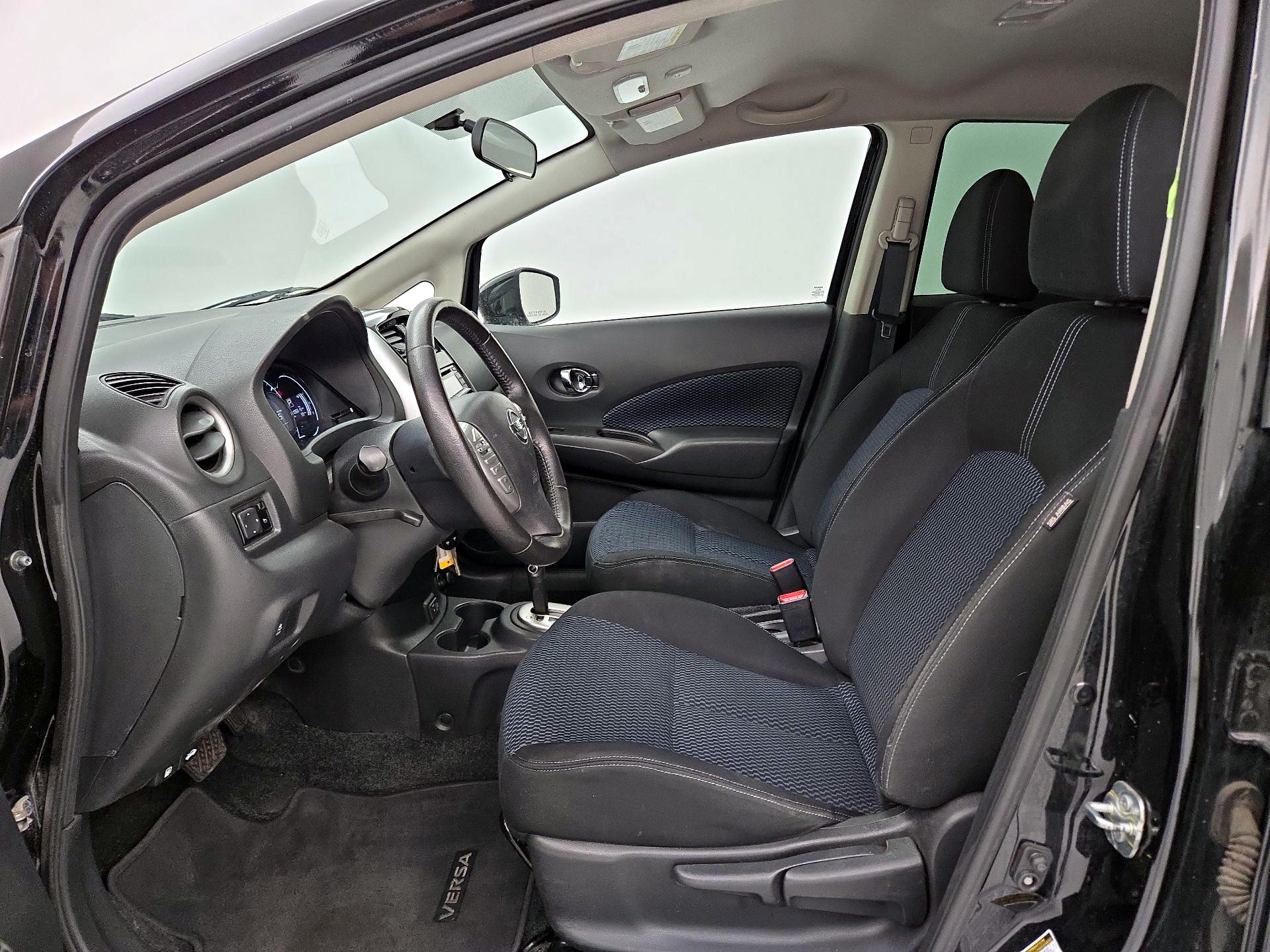 Thumbnail: 2017 Nissan Versa Note - 11