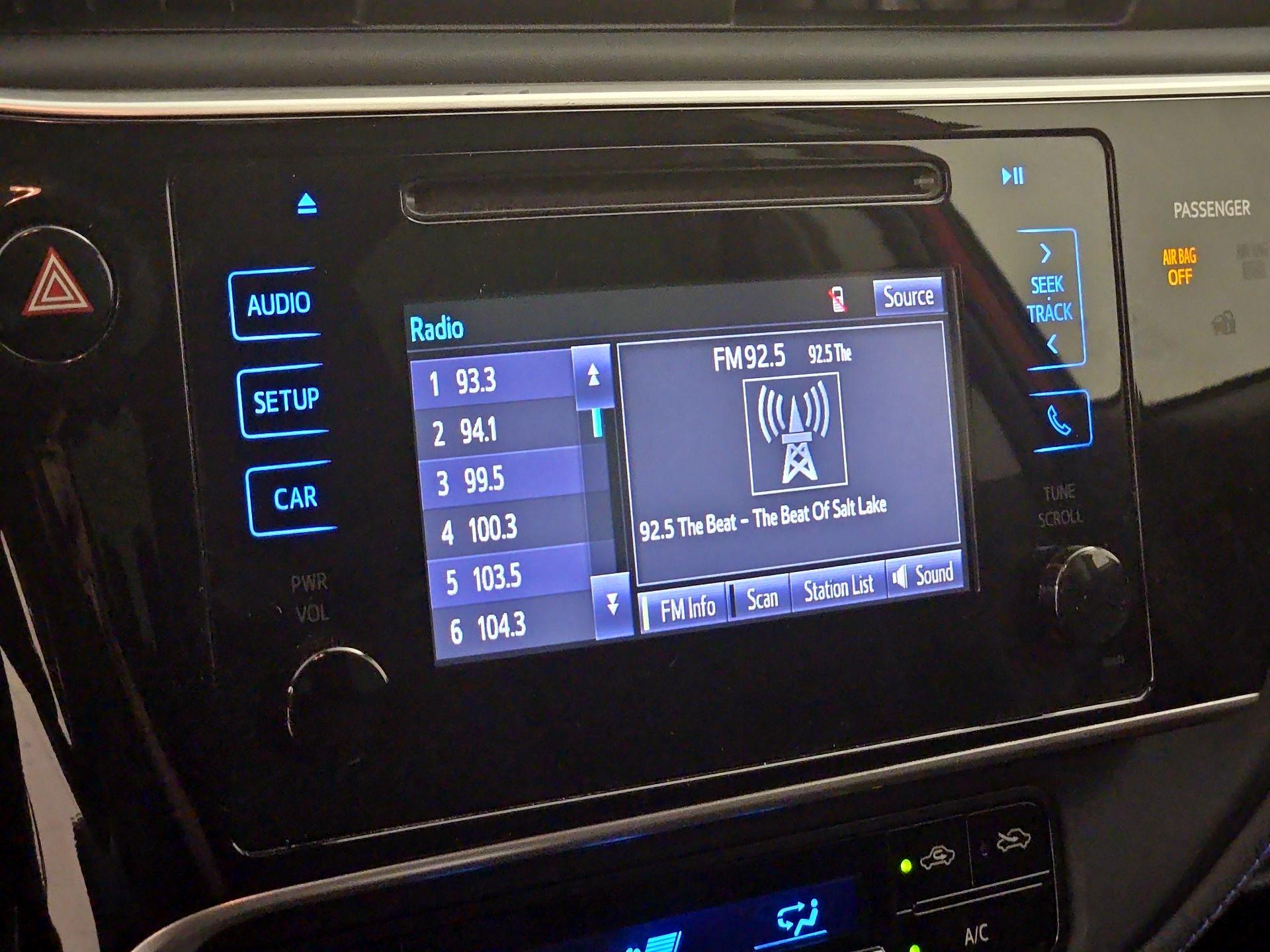 Thumbnail: 2017 Toyota Corolla - 15