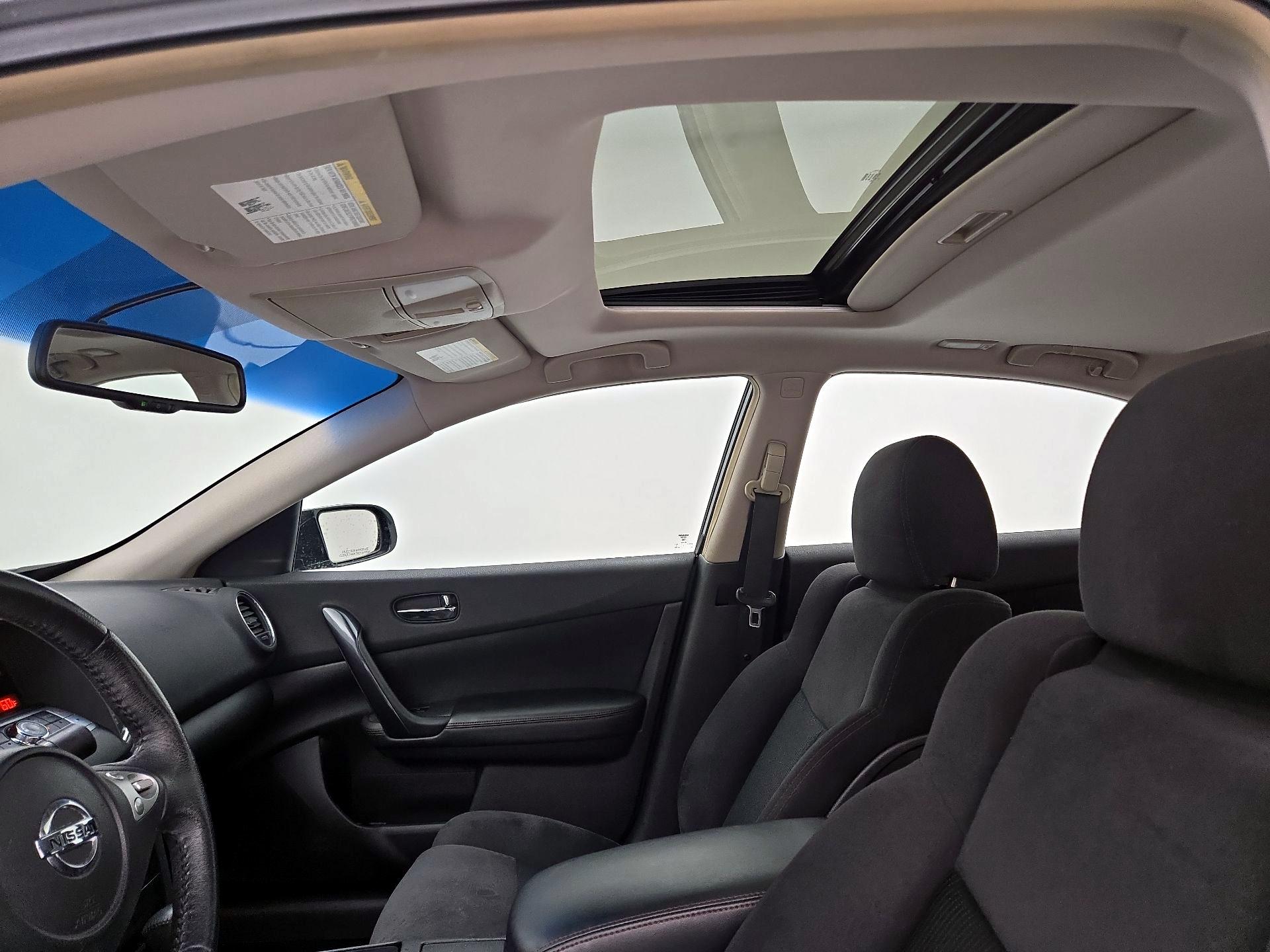 Thumbnail: 2014 Nissan Maxima - 18