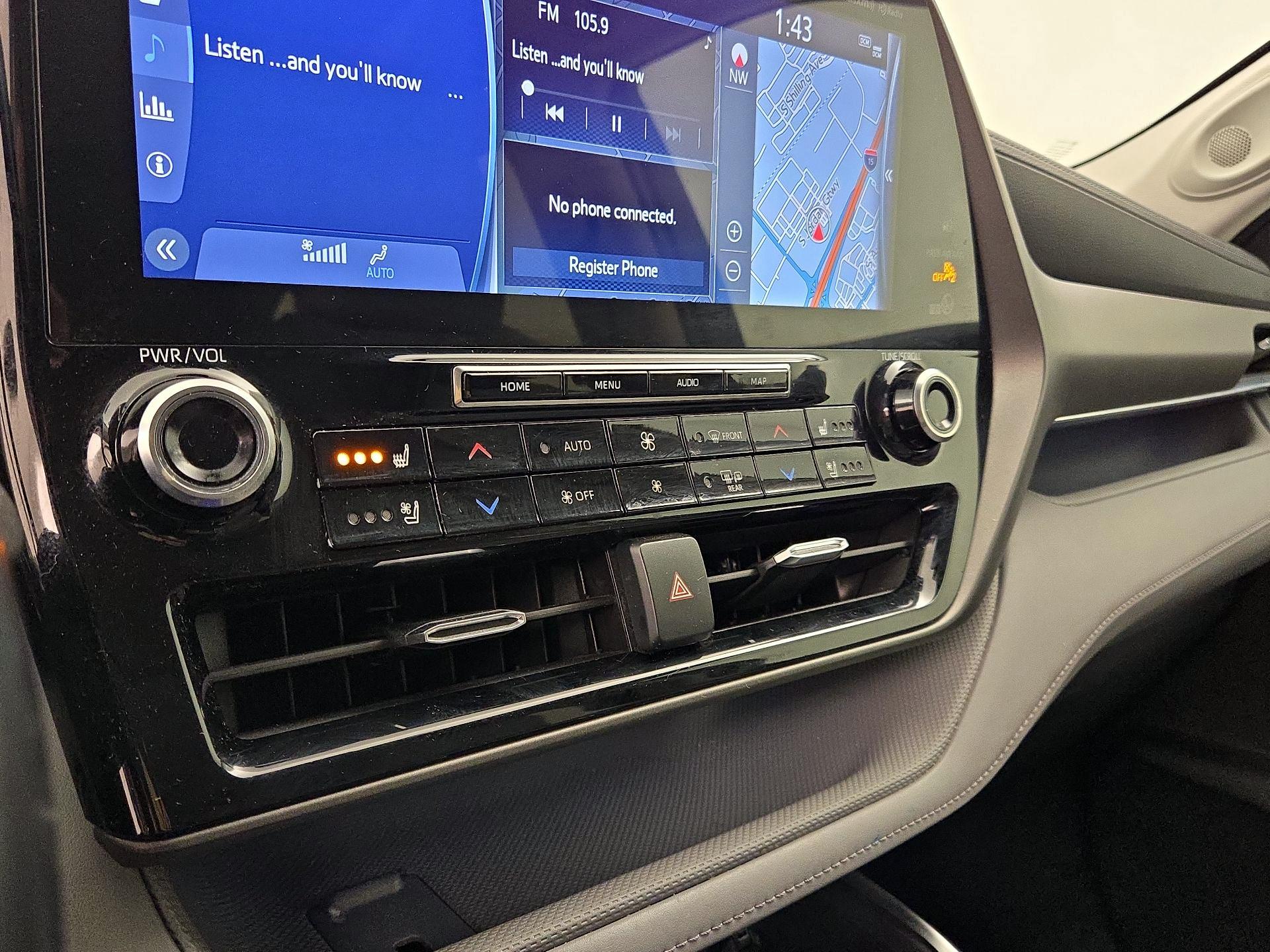 Thumbnail: 2021 Toyota Highlander - 17